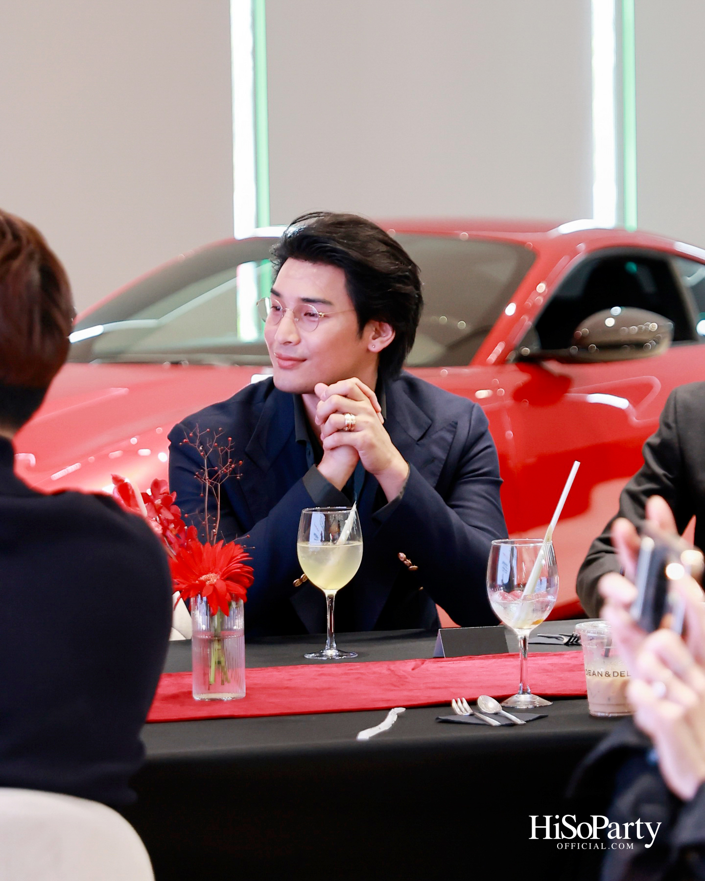 SkinCeuticals จับมือ Scuderia Ferrari HP ประกาศความร่วมมือระยะยาว พร้อม อาโป–ณัฐวิญญ์ ร่วมถ่ายทอดโลกแห่งบิวตี้และความเร็ว
