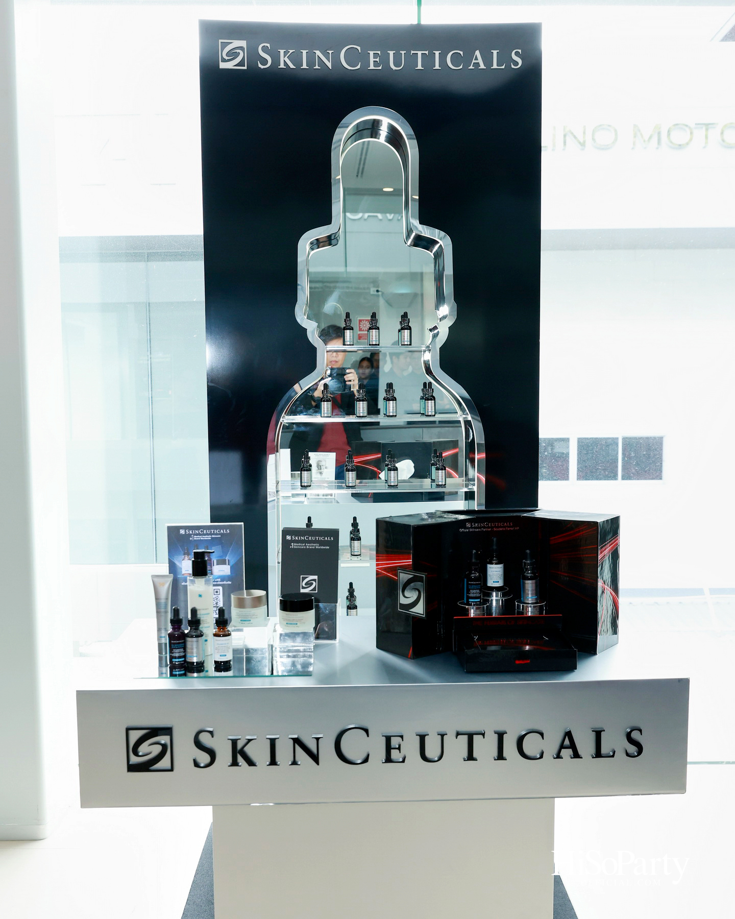 SkinCeuticals จับมือ Scuderia Ferrari HP ประกาศความร่วมมือระยะยาว พร้อม อาโป–ณัฐวิญญ์ ร่วมถ่ายทอดโลกแห่งบิวตี้และความเร็ว