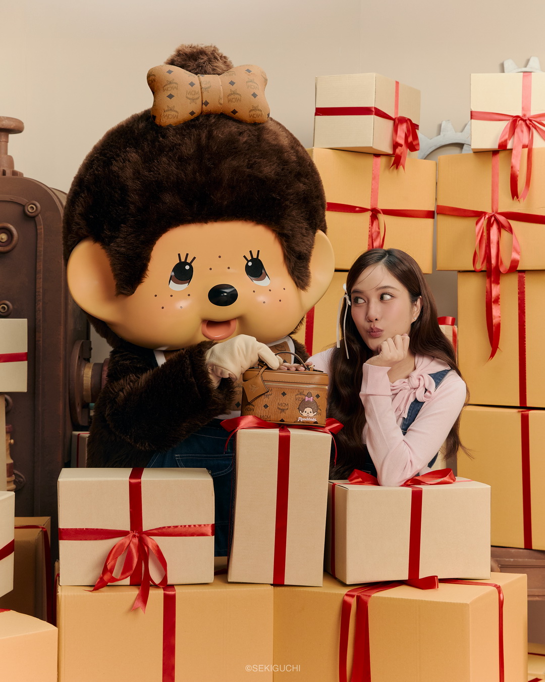 MCM x Monchhichi เปิดตัวครั้งแรกของโลกที่ประเทศไทย ผสานสองไอคอนต่างวัฒนธรรมผ่านกระเป๋าซิกเนเจอร์ 4 รุ่น