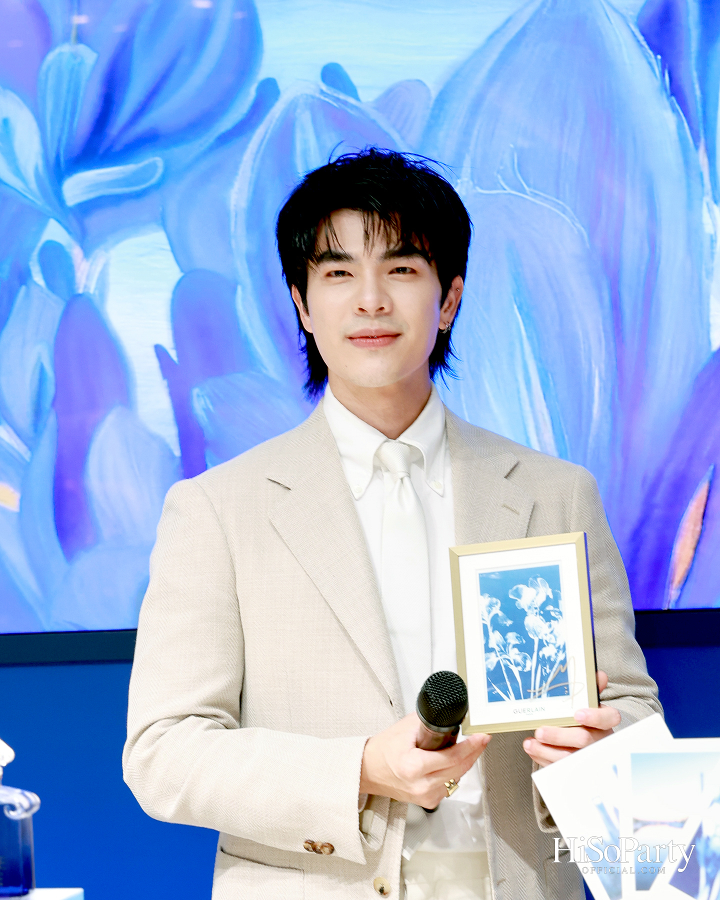 GUERLAIN เผยโฉม ‘L’HEURE BLEUE’ น้ำหอมบทใหม่ สานต่อแรงบันดาลใจจากตำนานปี 1912 ผ่านห้วงอารมณ์แห่ง ‘BLUE HOUR’