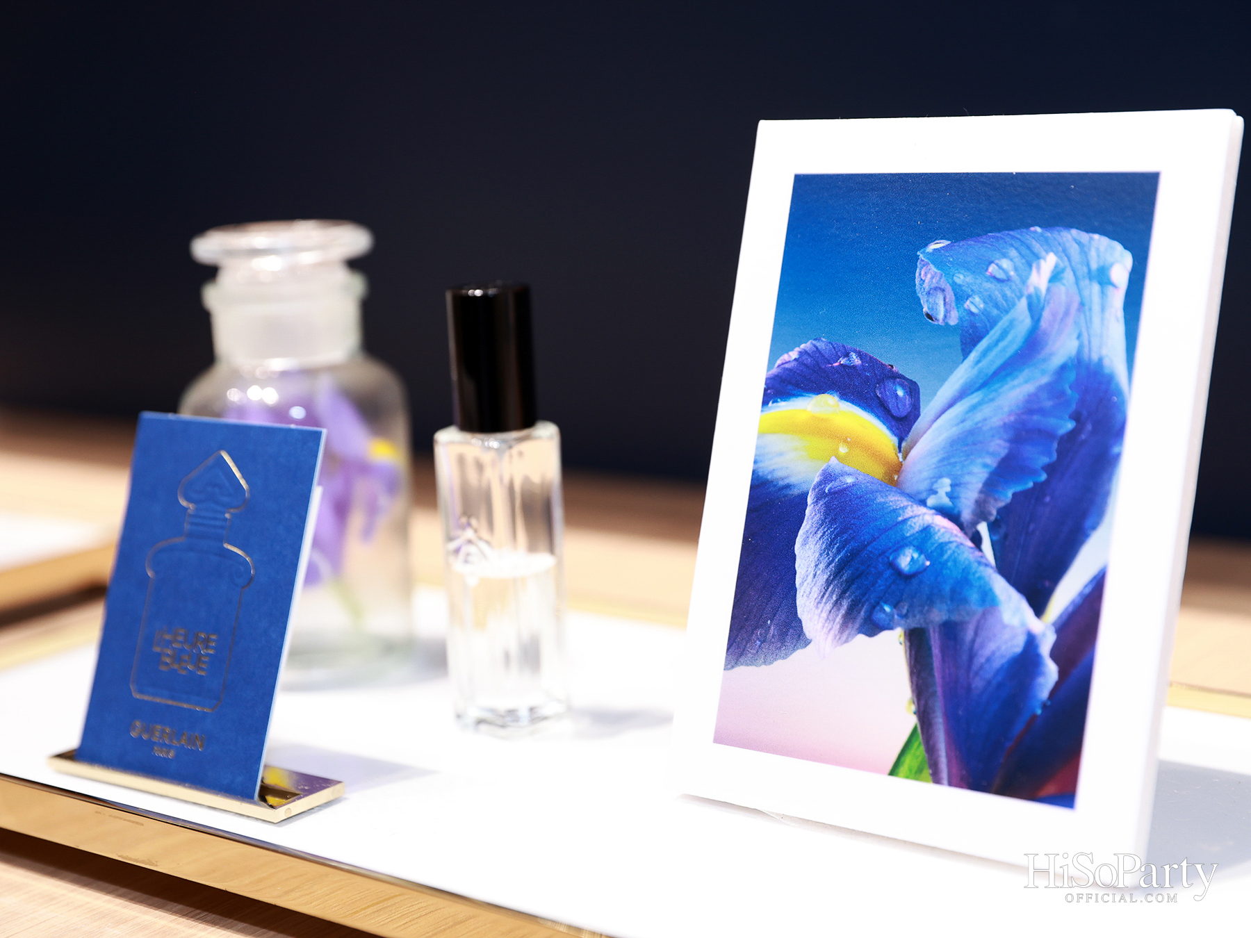 GUERLAIN เผยโฉม ‘L’HEURE BLEUE’ น้ำหอมบทใหม่ สานต่อแรงบันดาลใจจากตำนานปี 1912 ผ่านห้วงอารมณ์แห่ง ‘BLUE HOUR’