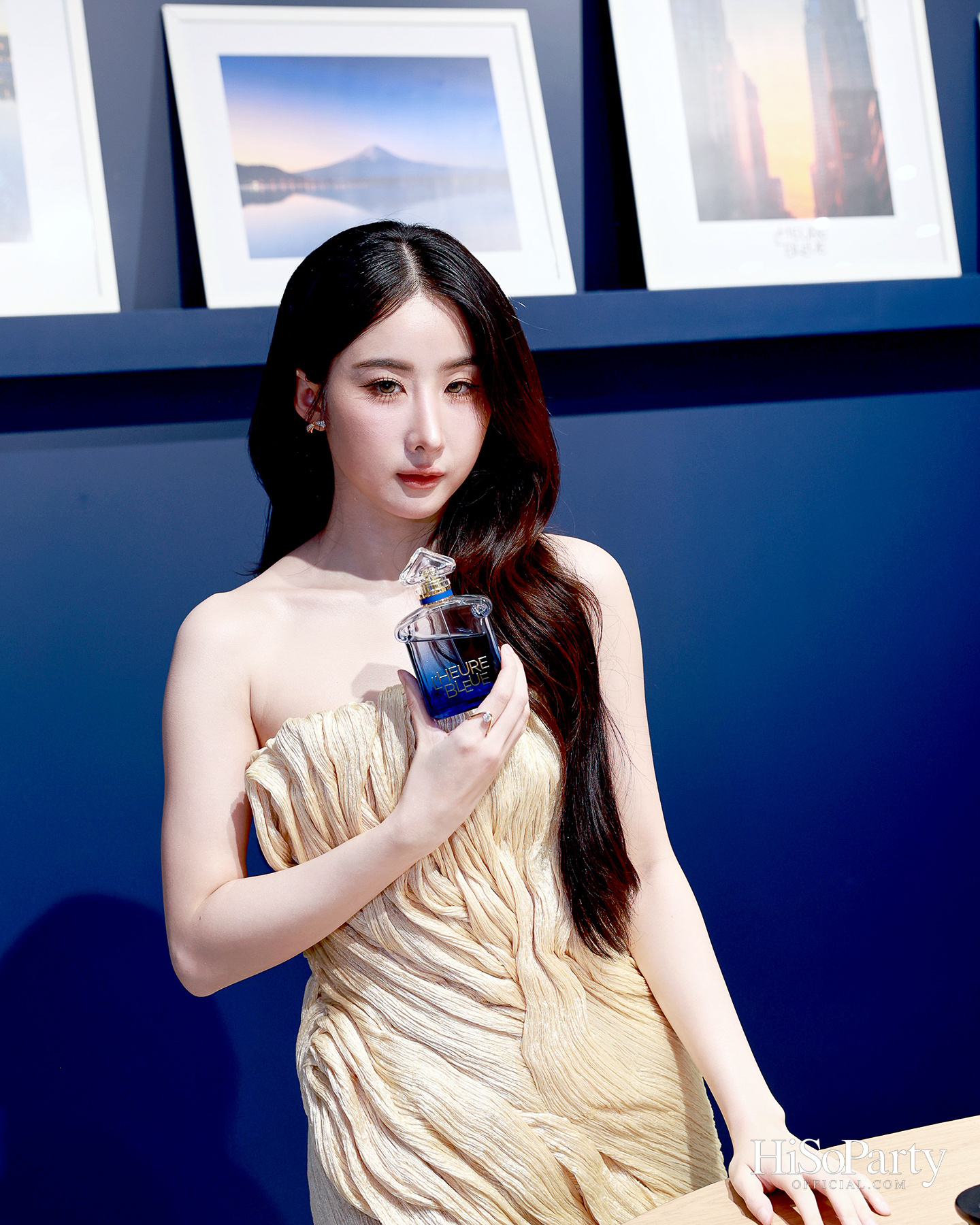 GUERLAIN เผยโฉม ‘L’HEURE BLEUE’ น้ำหอมบทใหม่ สานต่อแรงบันดาลใจจากตำนานปี 1912 ผ่านห้วงอารมณ์แห่ง ‘BLUE HOUR’