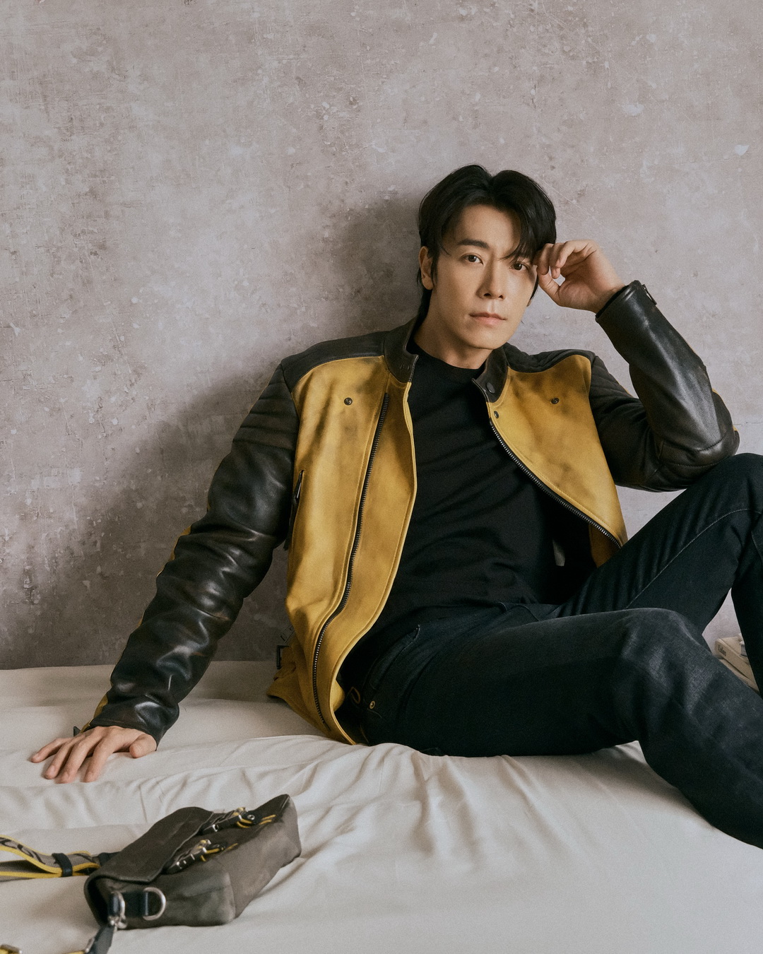 Lee Donghae ถ่ายทอดเสน่ห์เหนือกาลเวลาใน FENDI 2026-27 Autumn/Winter Collection