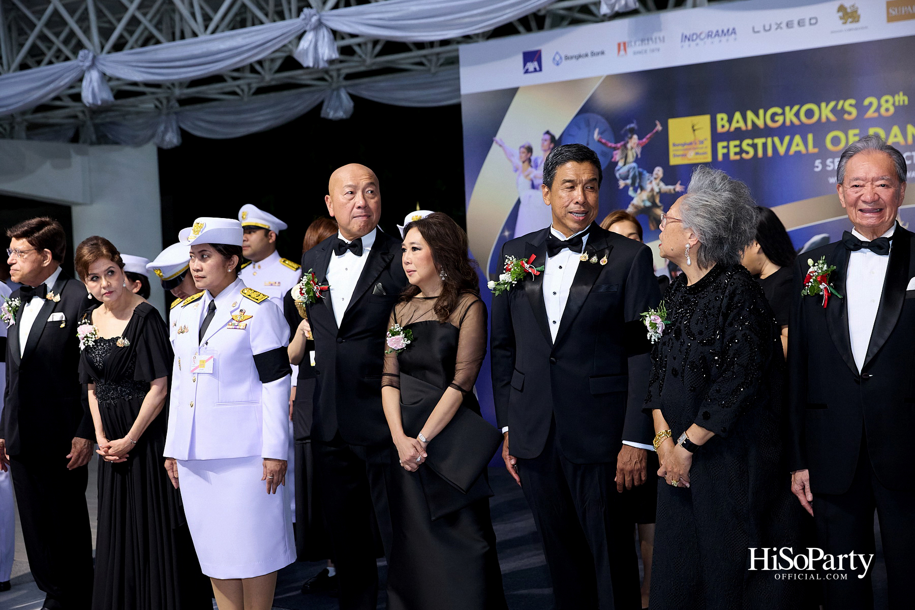 ในหลวง–พระราชินี ทอดพระเนตรคอนเสิร์ต ‘Opera Goes To Hollywood’ เปิดมหกรรมศิลปะการแสดงและดนตรีนานาชาติ กรุงเทพฯ ครั้งที่ 28