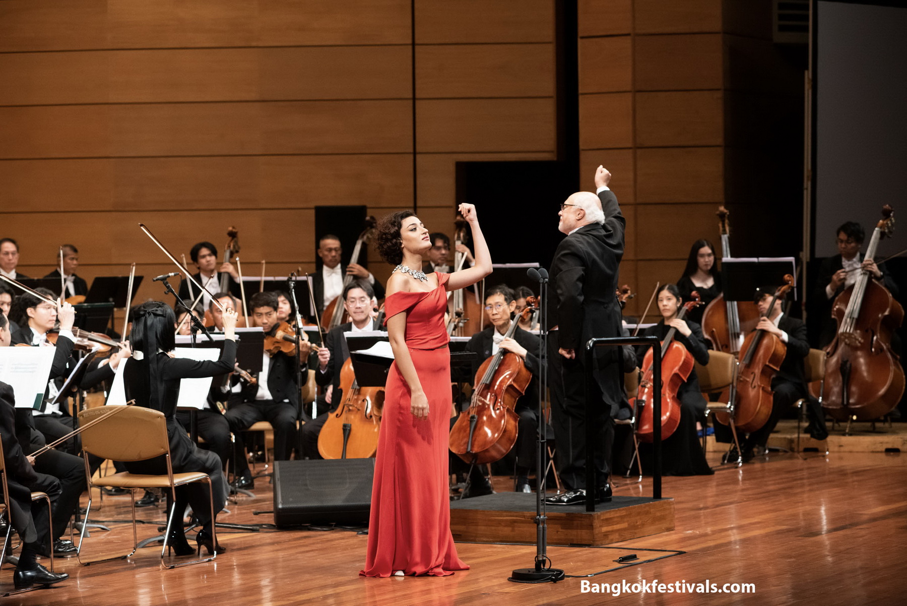Opera Goes To Hollywood