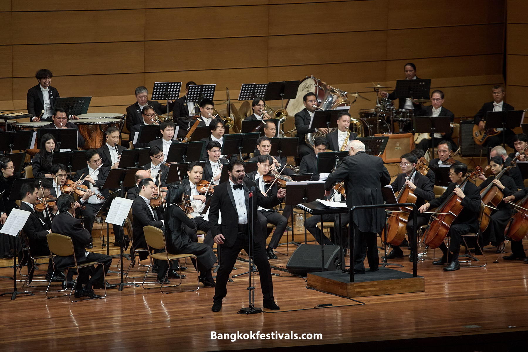 Opera Goes To Hollywood