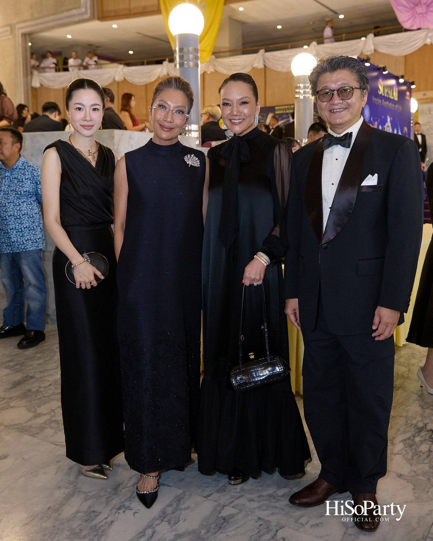 ในหลวง–พระราชินี ทอดพระเนตรคอนเสิร์ต ‘Opera Goes To Hollywood’ เปิดมหกรรมศิลปะการแสดงและดนตรีนานาชาติ กรุงเทพฯ ครั้งที่ 28