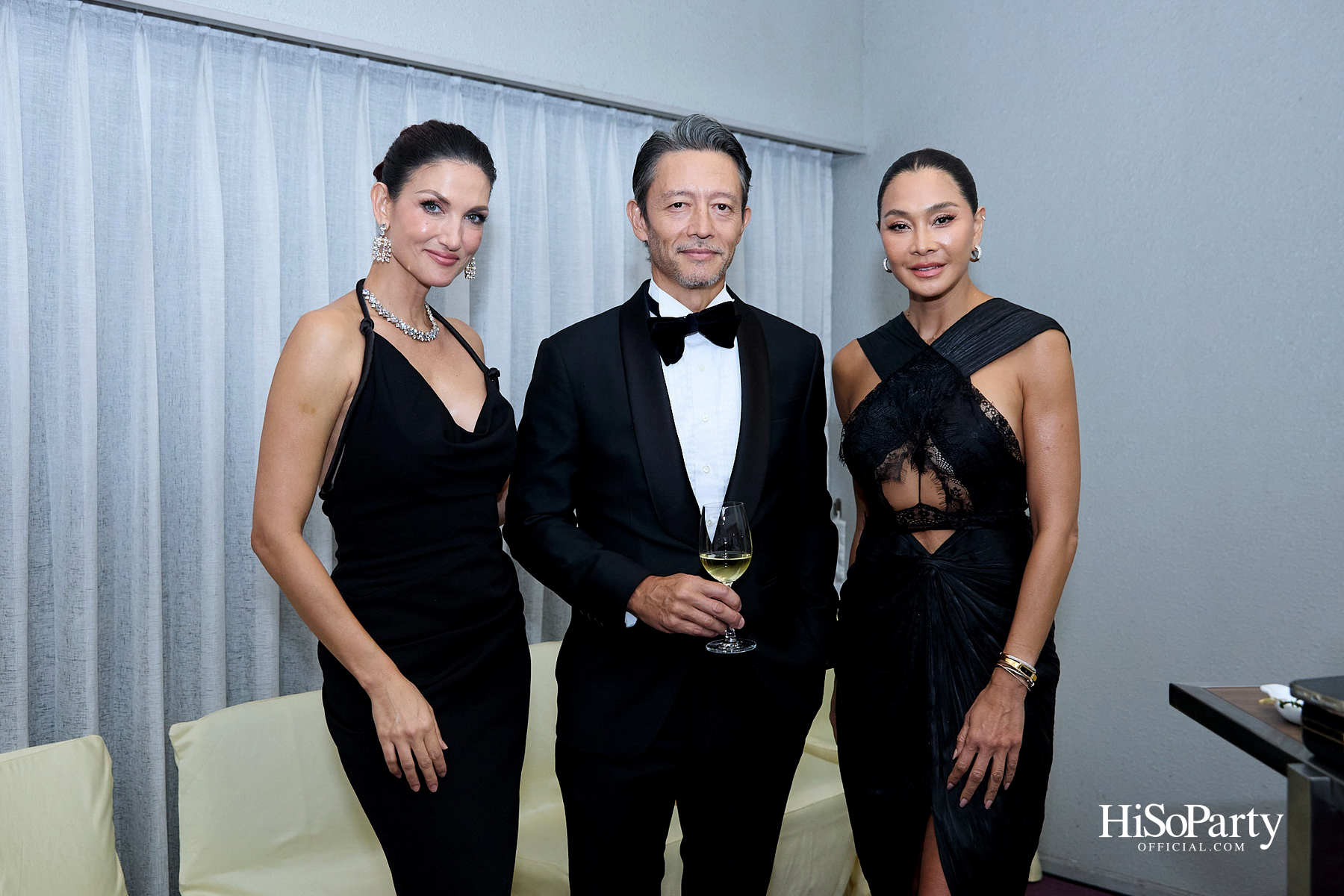 ในหลวง–พระราชินี ทอดพระเนตรคอนเสิร์ต ‘Opera Goes To Hollywood’ เปิดมหกรรมศิลปะการแสดงและดนตรีนานาชาติ กรุงเทพฯ ครั้งที่ 28