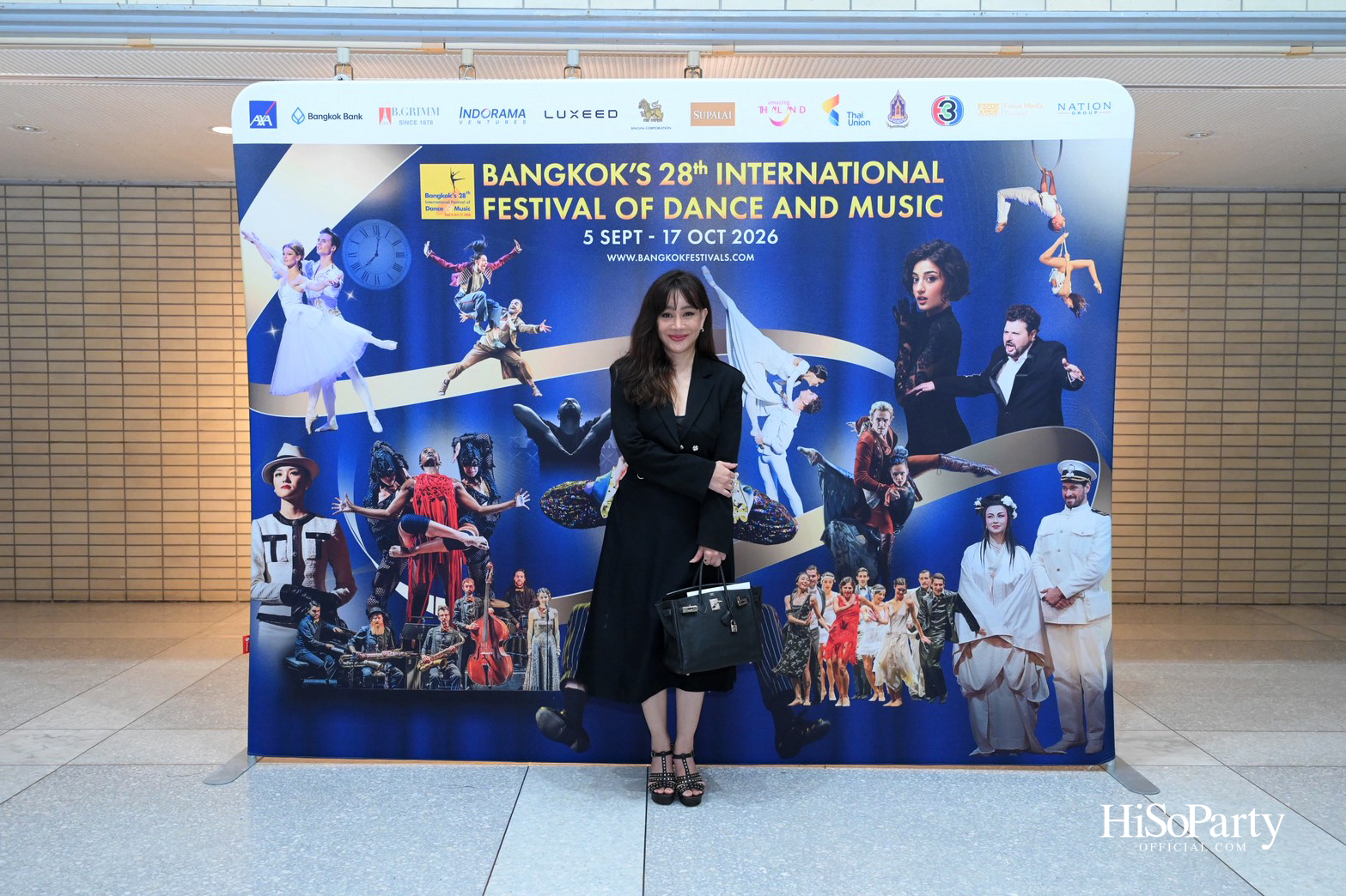 ในหลวง–พระราชินี ทอดพระเนตรคอนเสิร์ต ‘Opera Goes To Hollywood’ เปิดมหกรรมศิลปะการแสดงและดนตรีนานาชาติ กรุงเทพฯ ครั้งที่ 28