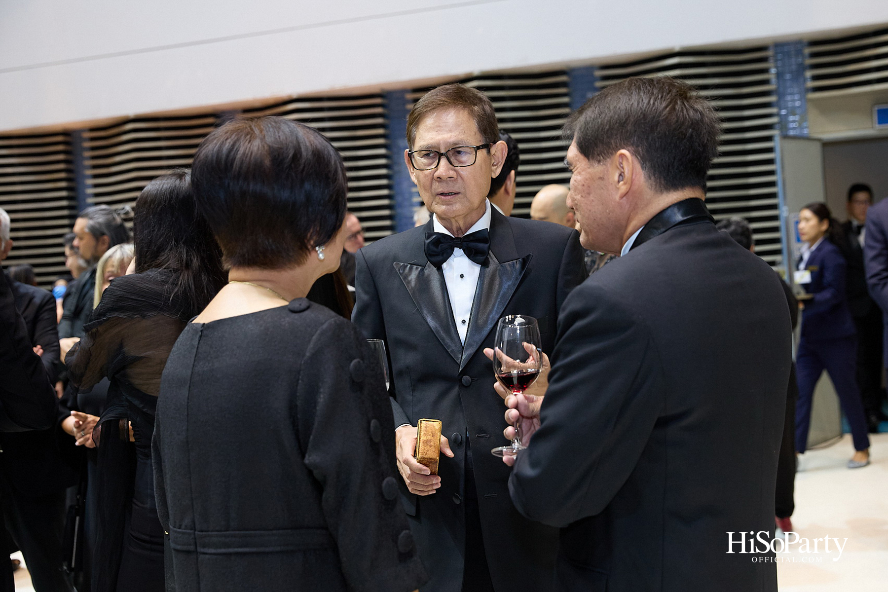 ในหลวง–พระราชินี ทอดพระเนตรคอนเสิร์ต ‘Opera Goes To Hollywood’ เปิดมหกรรมศิลปะการแสดงและดนตรีนานาชาติ กรุงเทพฯ ครั้งที่ 28