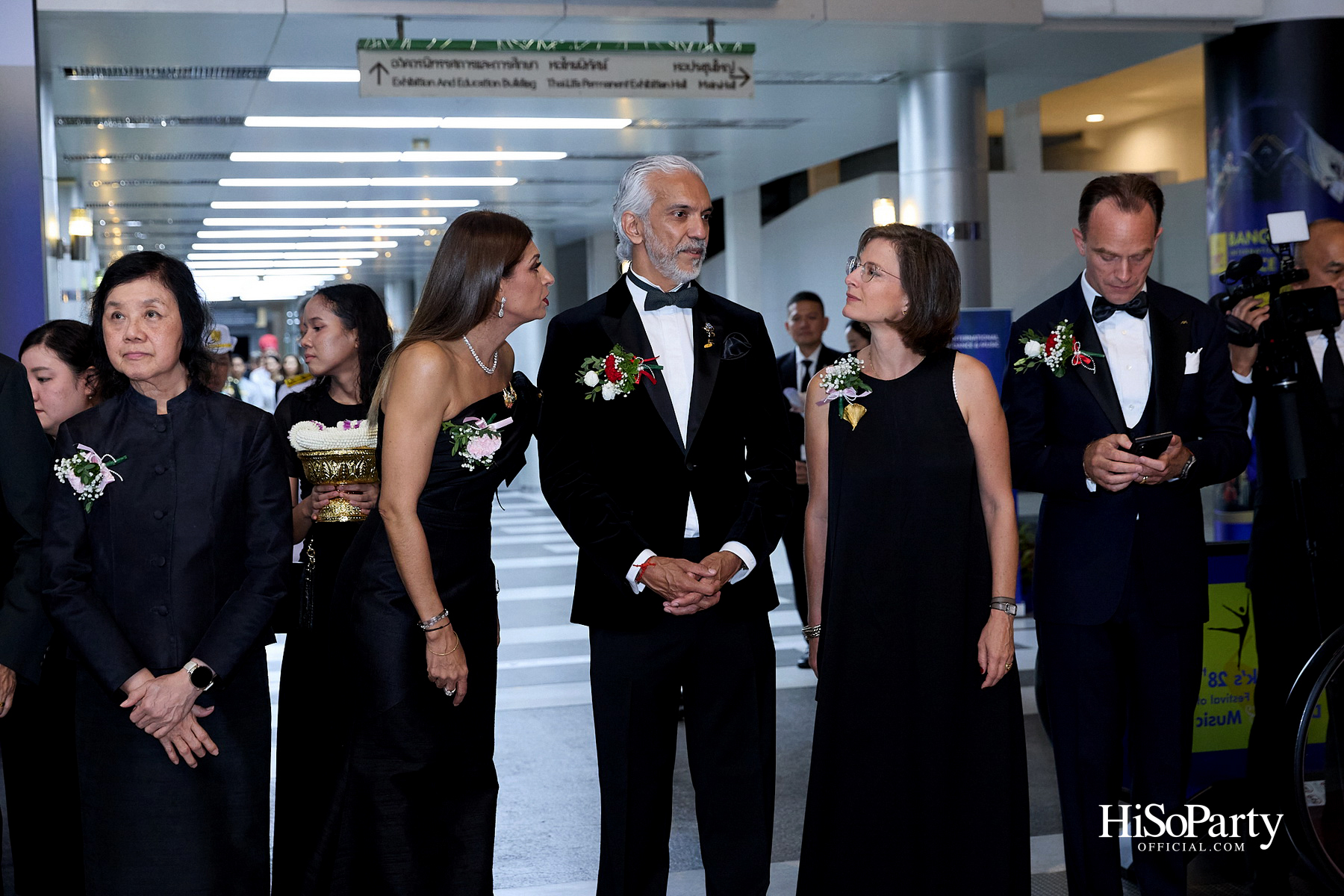 ในหลวง–พระราชินี ทอดพระเนตรคอนเสิร์ต ‘Opera Goes To Hollywood’ เปิดมหกรรมศิลปะการแสดงและดนตรีนานาชาติ กรุงเทพฯ ครั้งที่ 28