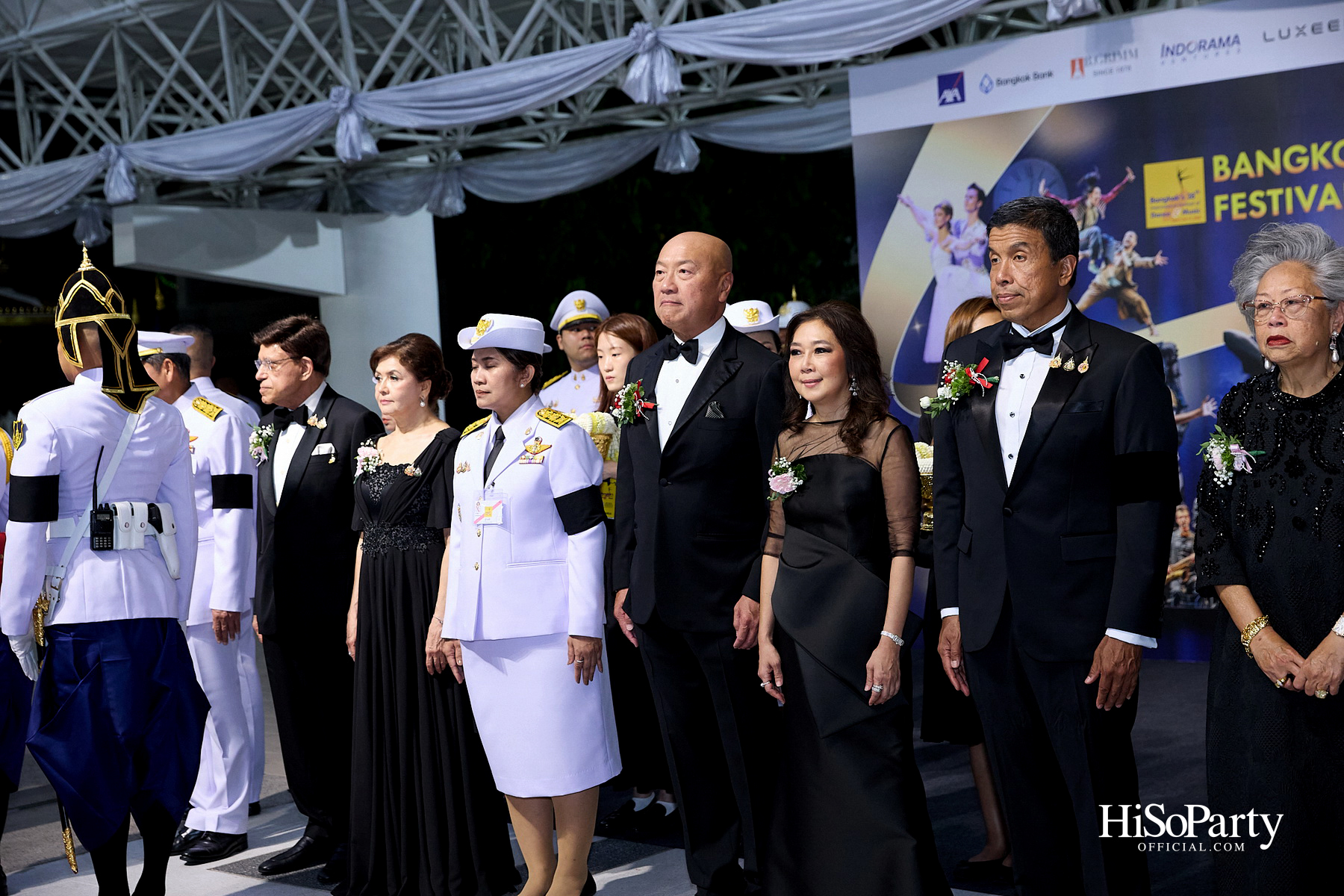 ในหลวง–พระราชินี ทอดพระเนตรคอนเสิร์ต ‘Opera Goes To Hollywood’ เปิดมหกรรมศิลปะการแสดงและดนตรีนานาชาติ กรุงเทพฯ ครั้งที่ 28