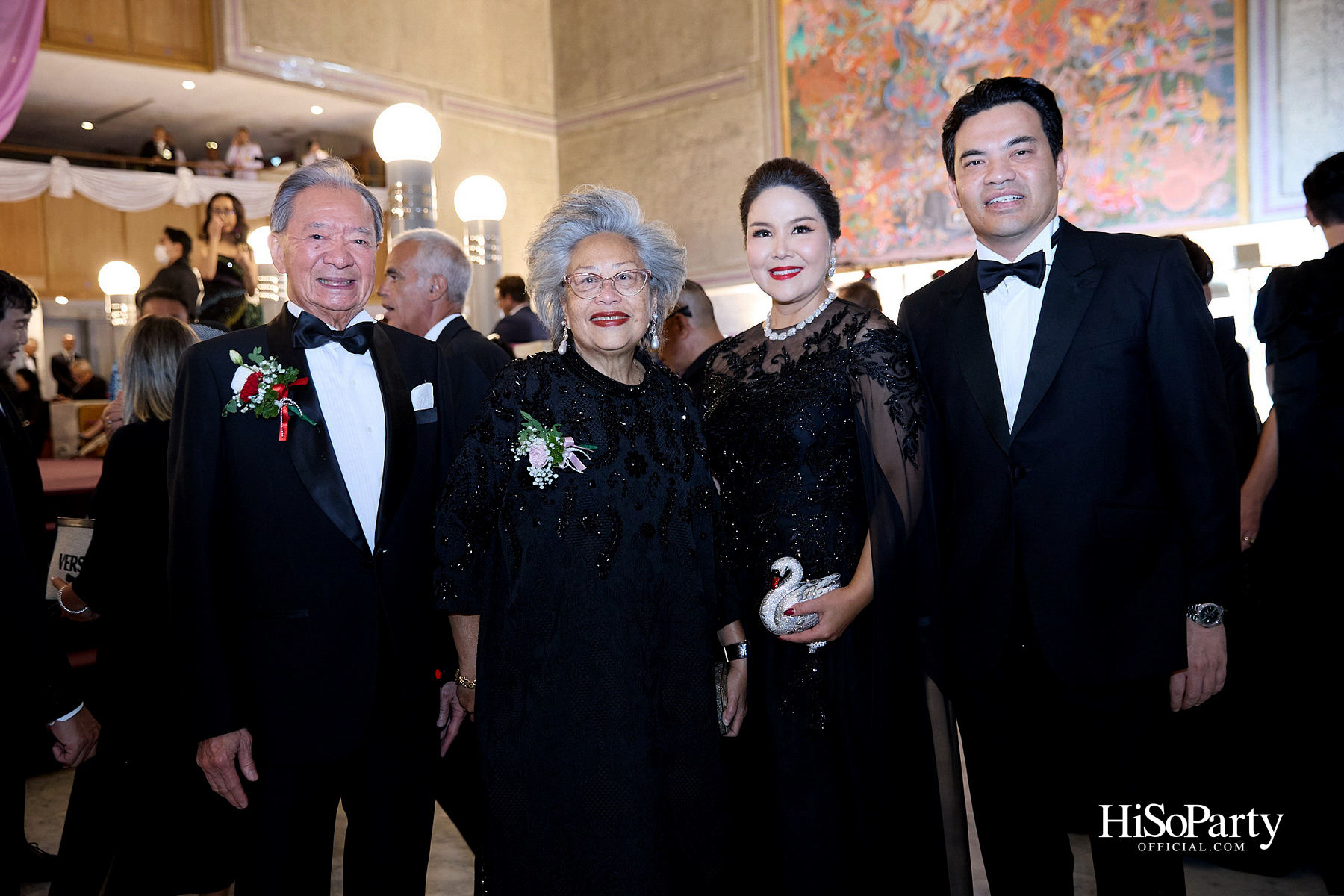 ในหลวง–พระราชินี ทอดพระเนตรคอนเสิร์ต ‘Opera Goes To Hollywood’ เปิดมหกรรมศิลปะการแสดงและดนตรีนานาชาติ กรุงเทพฯ ครั้งที่ 28