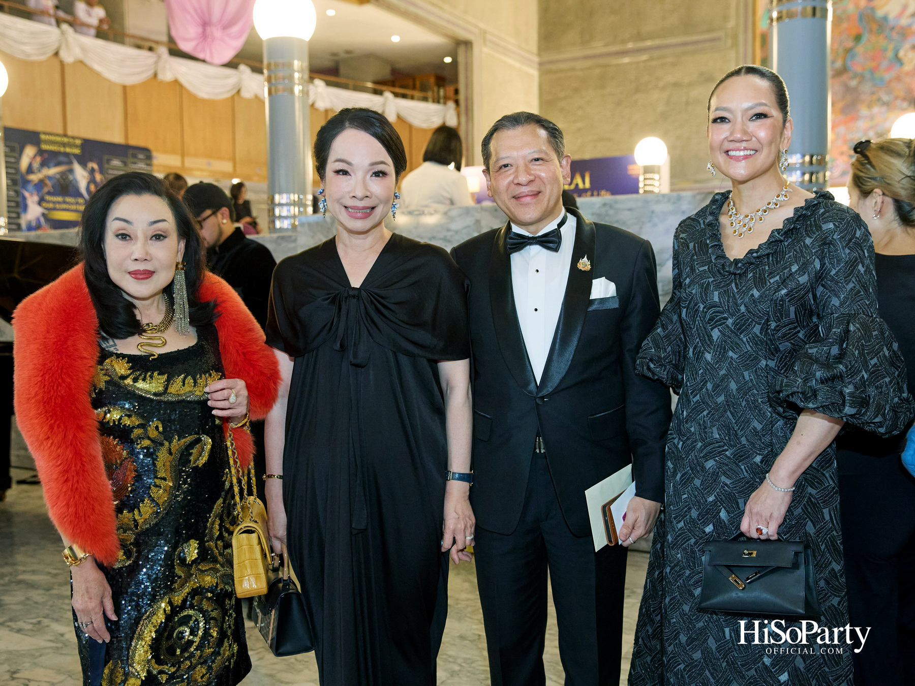 พระบาทสมเด็จพระเจ้าอยู่หัว และสมเด็จพระนางเจ้าฯ พระบรมราชินี เสด็จฯ ทอดพระเนตรบัลเลต์ ‘โรมิโอ แอนด์ จูเลียต’