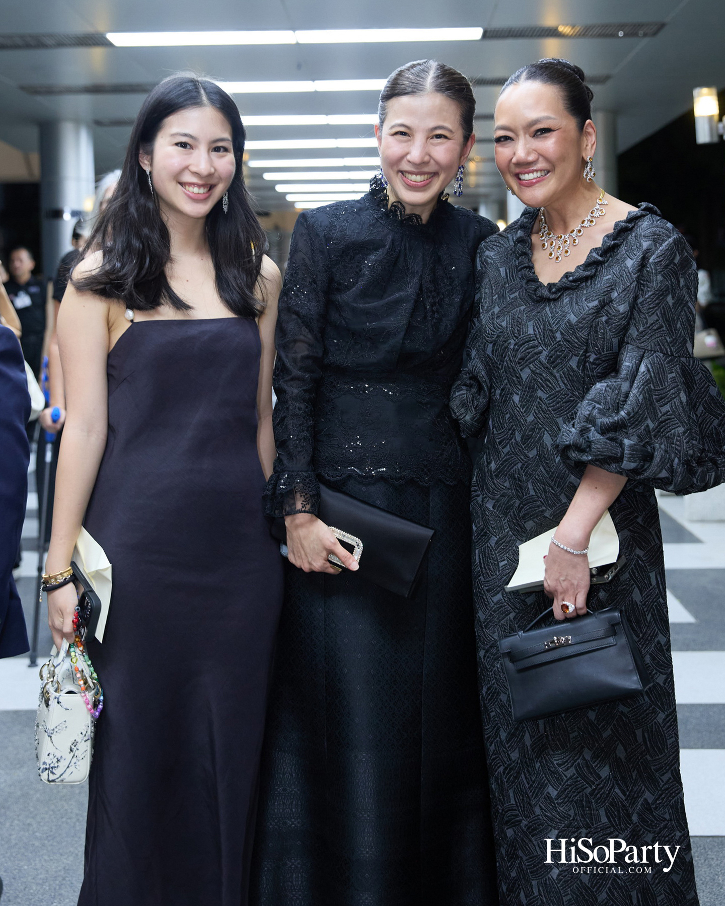 พระบาทสมเด็จพระเจ้าอยู่หัว และสมเด็จพระนางเจ้าฯ พระบรมราชินี เสด็จฯ ทอดพระเนตรบัลเลต์ ‘โรมิโอ แอนด์ จูเลียต’