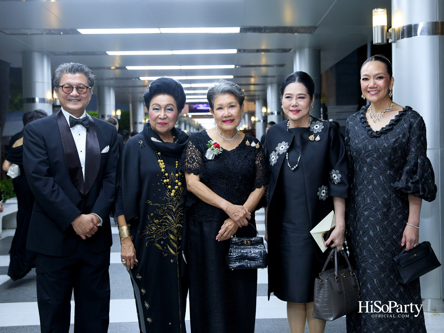 พระบาทสมเด็จพระเจ้าอยู่หัว และสมเด็จพระนางเจ้าฯ พระบรมราชินี เสด็จฯ ทอดพระเนตรบัลเลต์ ‘โรมิโอ แอนด์ จูเลียต’
