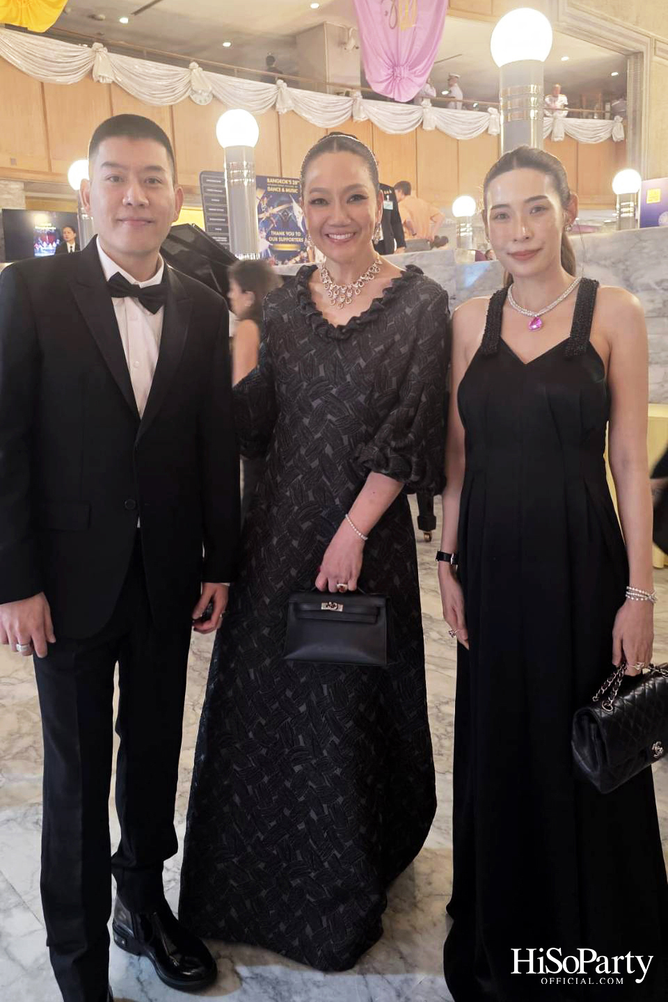 พระบาทสมเด็จพระเจ้าอยู่หัว และสมเด็จพระนางเจ้าฯ พระบรมราชินี เสด็จฯ ทอดพระเนตรบัลเลต์ ‘โรมิโอ แอนด์ จูเลียต’