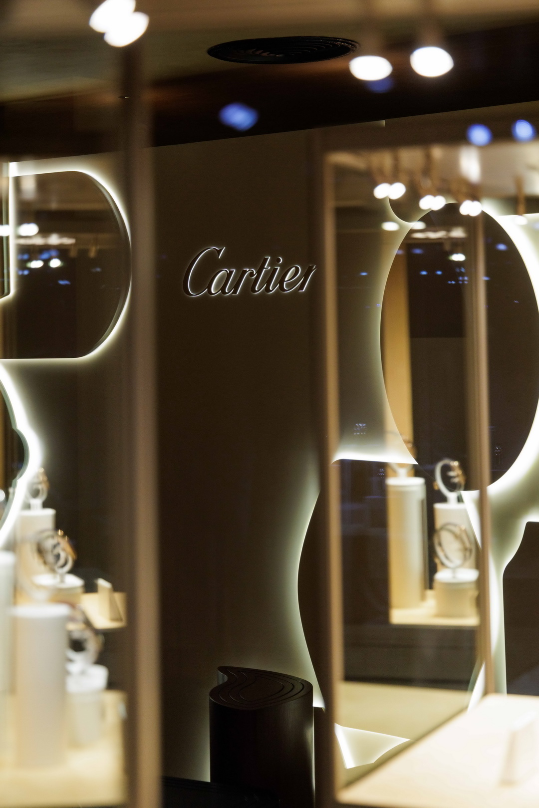 Cartier ถ่ายทอดศิลปะแห่งเรือนเวลาผ่าน ‘Watchmaker of Shapes, Master of Crafts’ พร้อมเชื่อมโยง Cartier Watch Community ในประเทศไทย