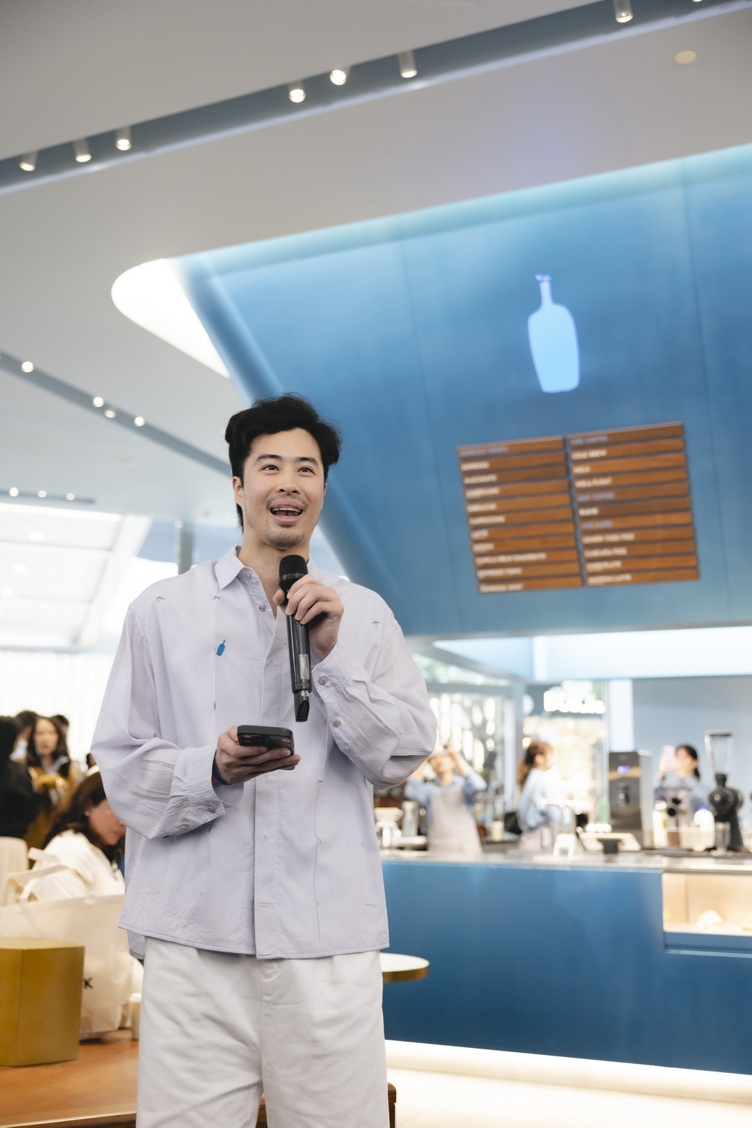 Blue Bottle Coffee เปิด Full-Experience Flagship Café แห่งแรกในไทย ณ EMQUARTIER