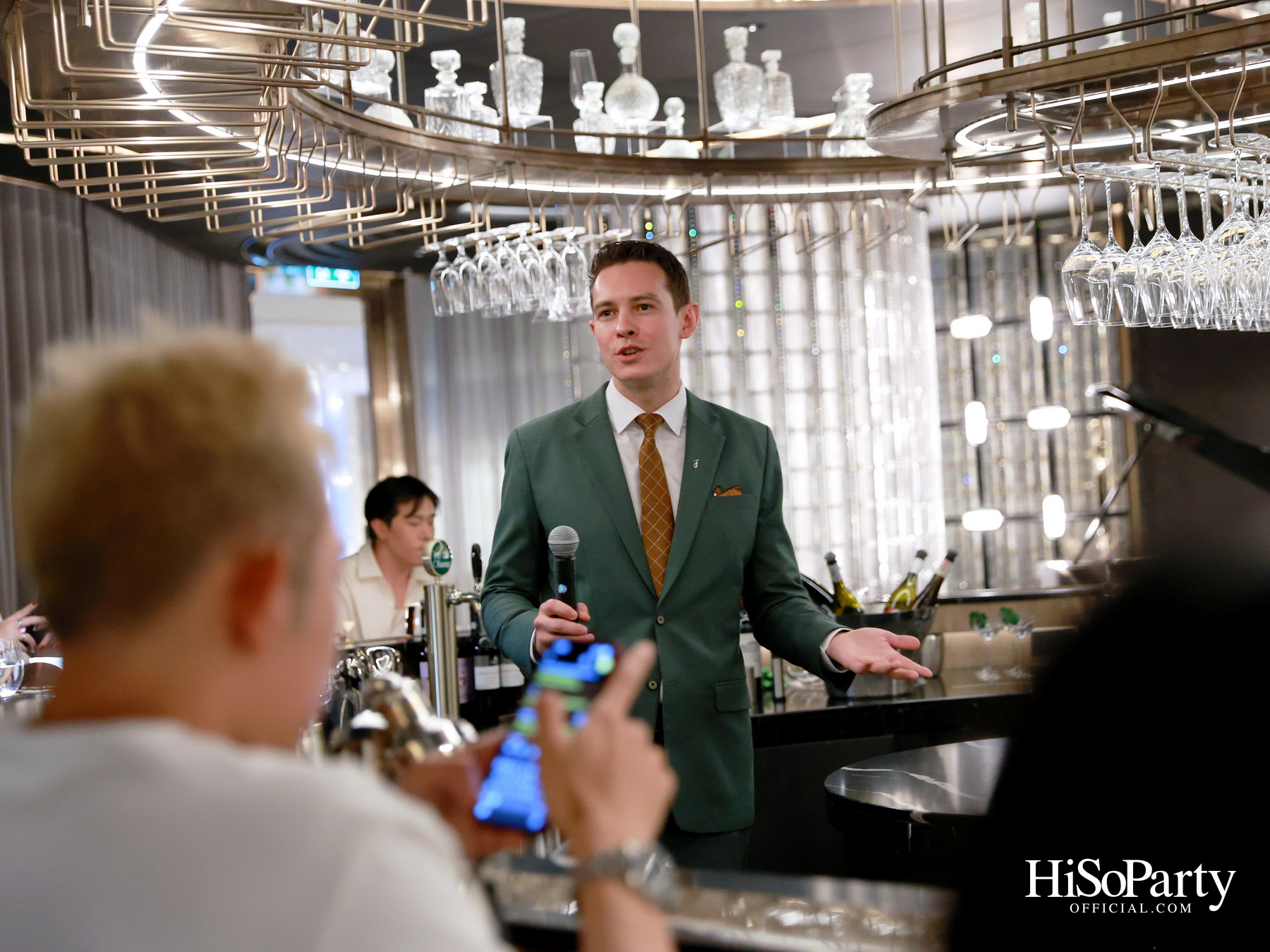 AELA Social Bar เปิดประสบการณ์ ‘A Journey Through States’ ผ่านศาสตร์แห่งซิกเนเจอร์ค็อกเทลใจกลางสุขุมวิท