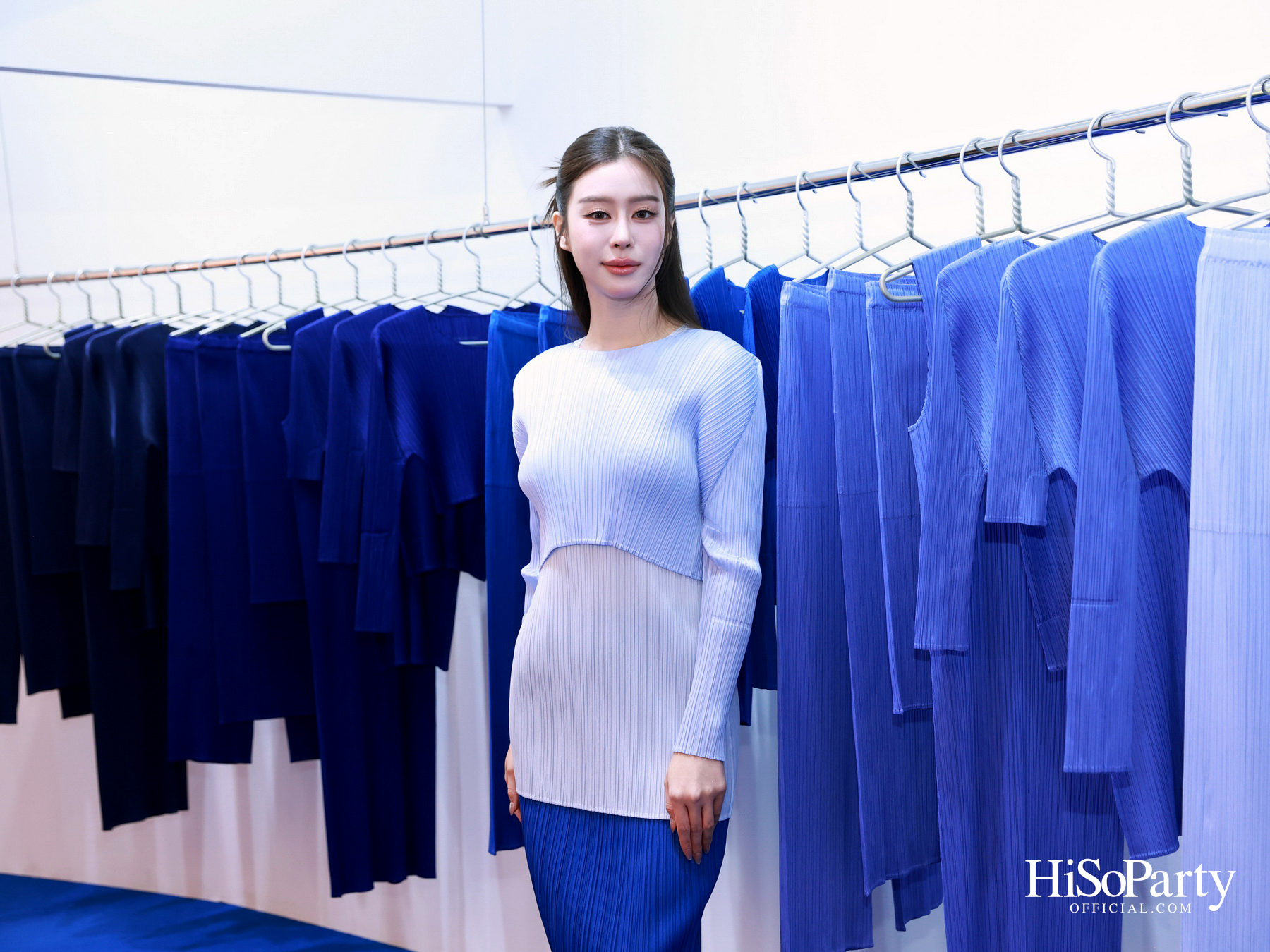 PLEATS PLEASE ISSEY MIYAKE