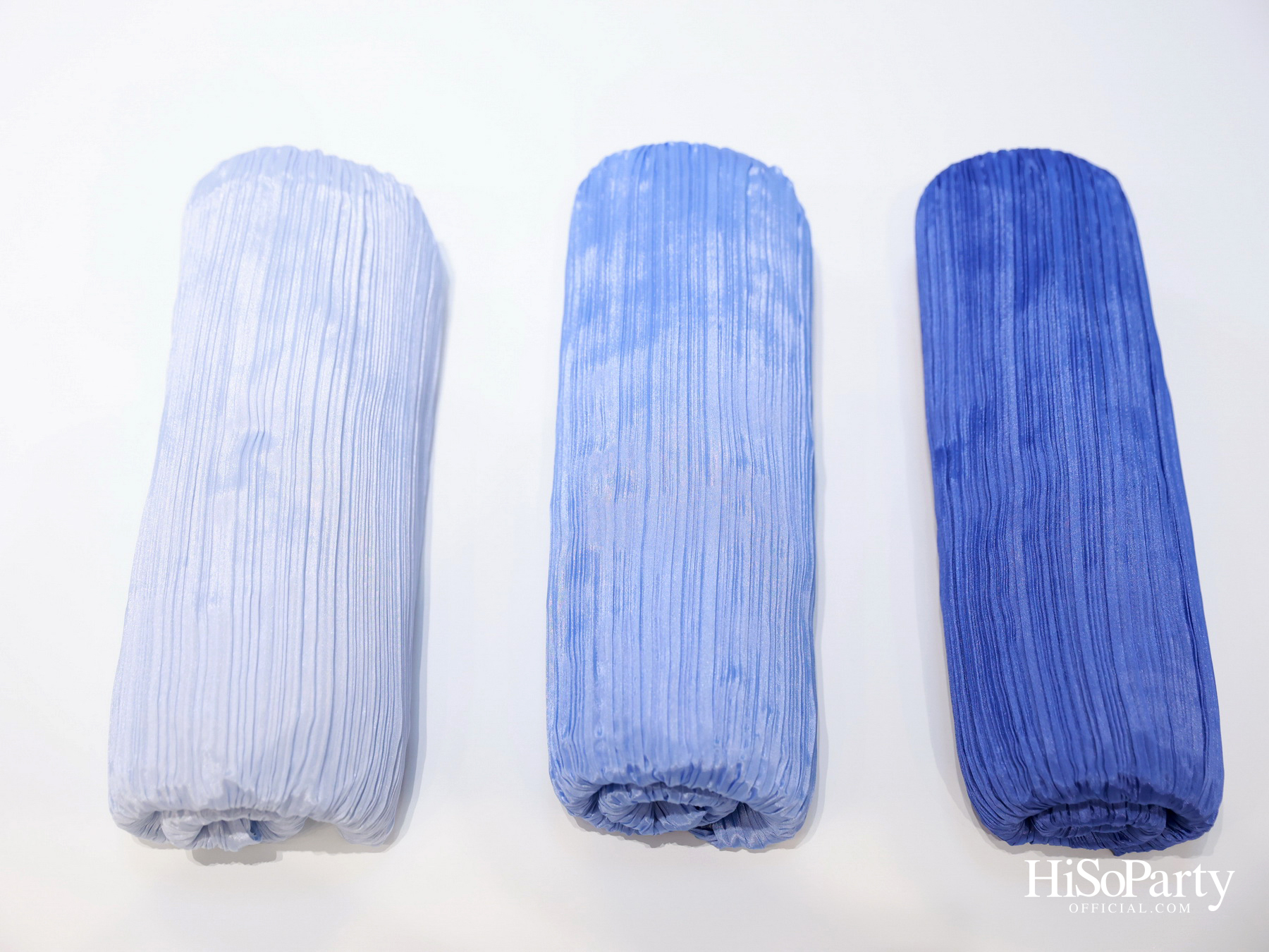 PLEATS PLEASE ISSEY MIYAKE เปิดตัว Pop-up ซีรีส์พิเศษ ‘AZURE COLORS’