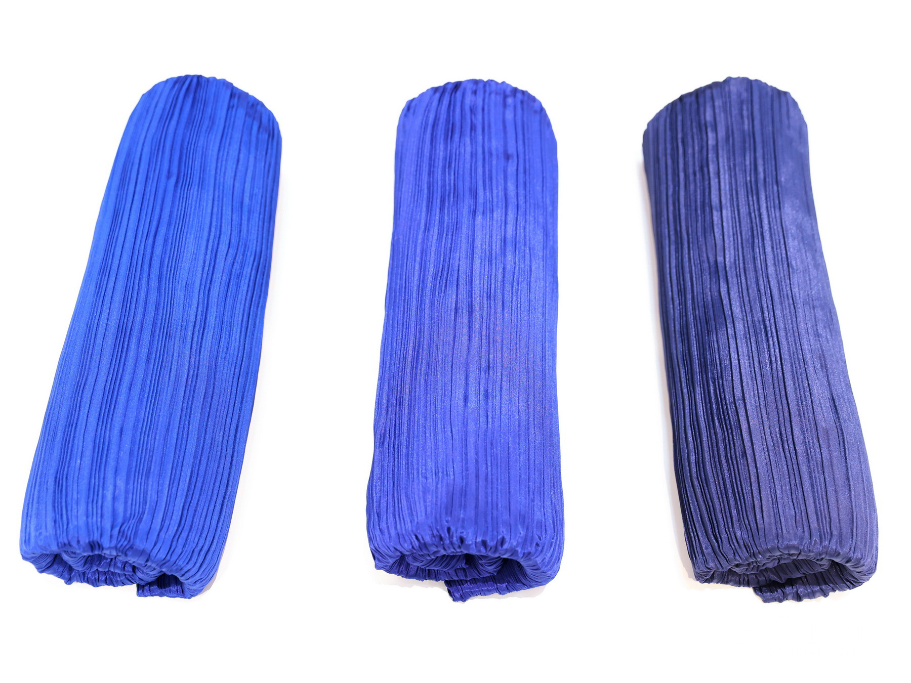 PLEATS PLEASE ISSEY MIYAKE เปิดตัว Pop-up ซีรีส์พิเศษ ‘AZURE COLORS’
