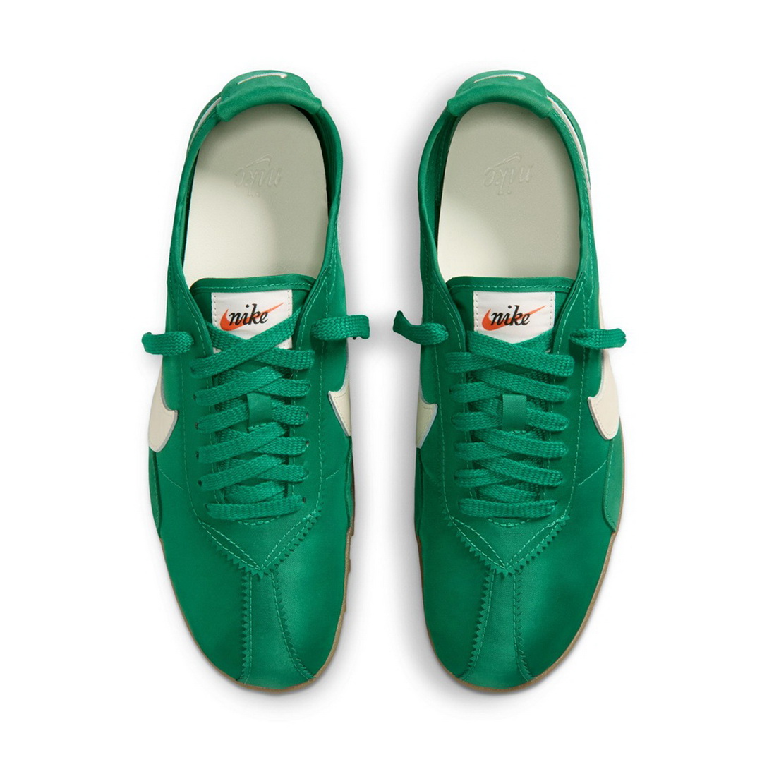 Nike Sportswear จับมือ ‘Lisa’ ถ่ายทอดเส้นทางสู่ความฝันผ่านแคมเปญ Moon Shoe