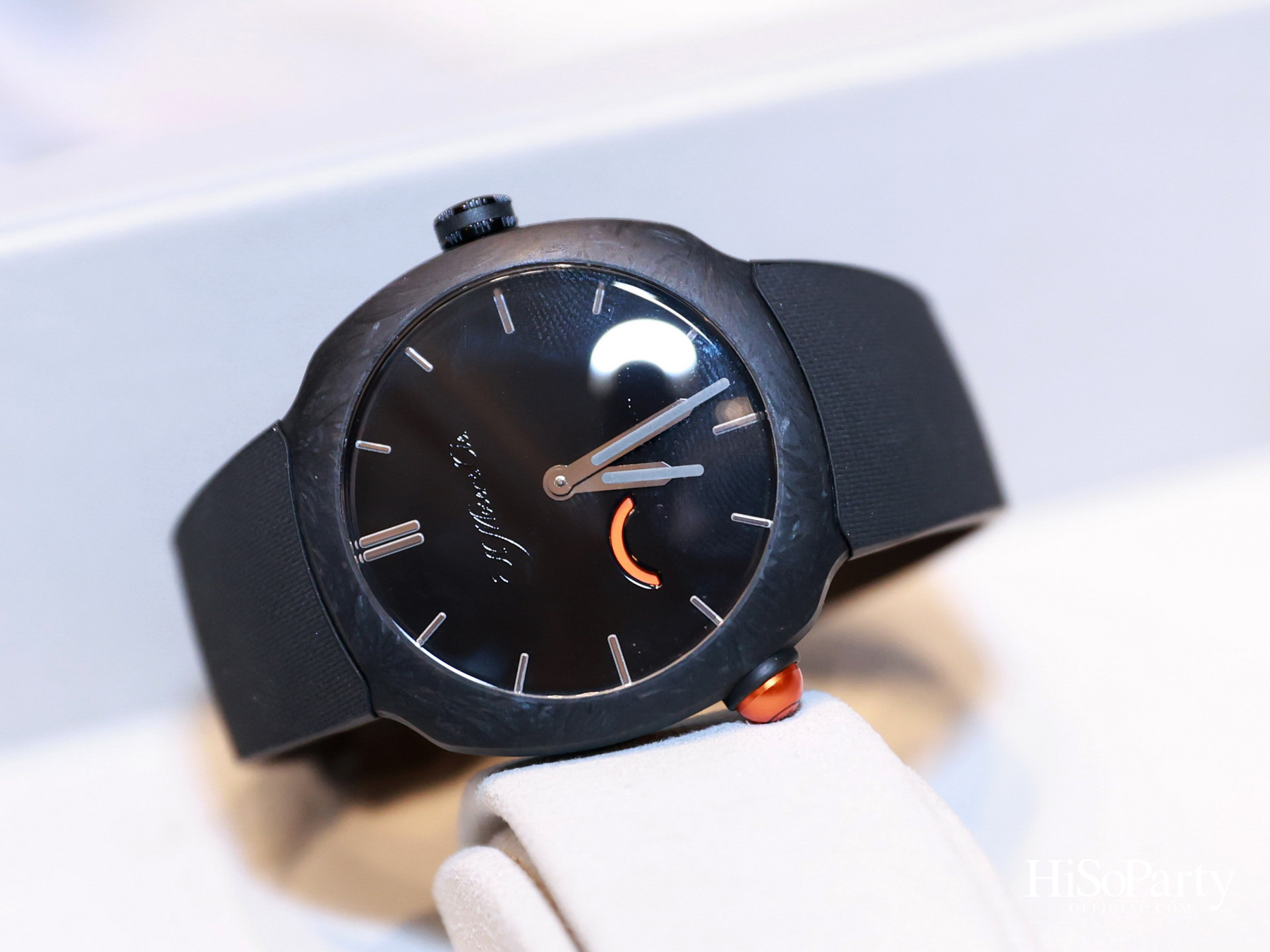 H. Moser & Cie. จับมือ Reebok เปิดตัว Streamliner Pump เรือนเวลาสุดสร้างสรรค์ครั้งแรกในประเทศไทย
