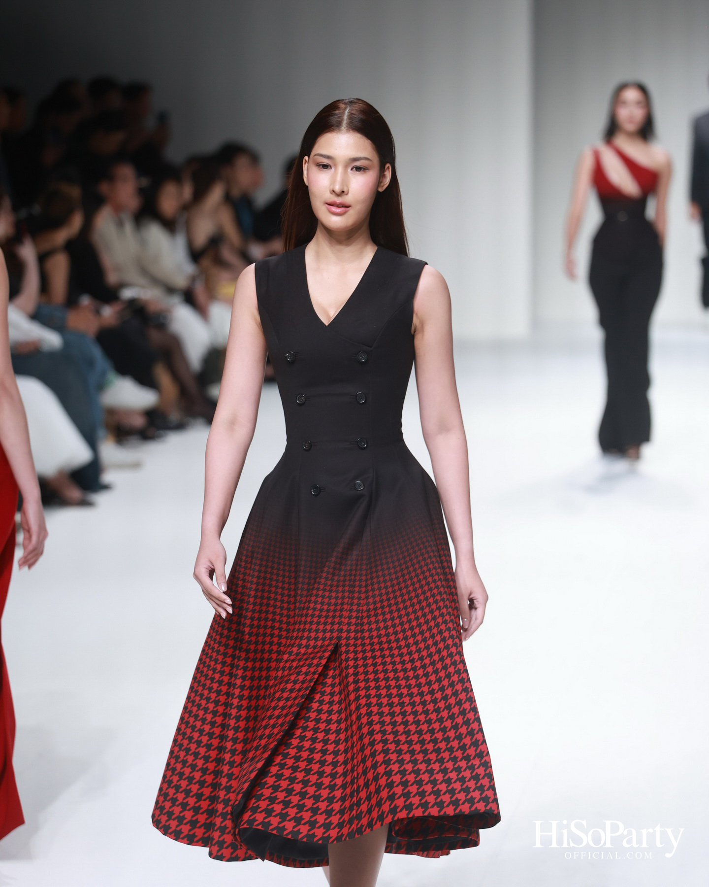 POEM ฉลองครบรอบ 20 ปีของแบรนด์ด้วยแฟชั่นโชว์ ‘POEM presented by MERZ AESTHETICS’ ภายในงาน BIFW2026