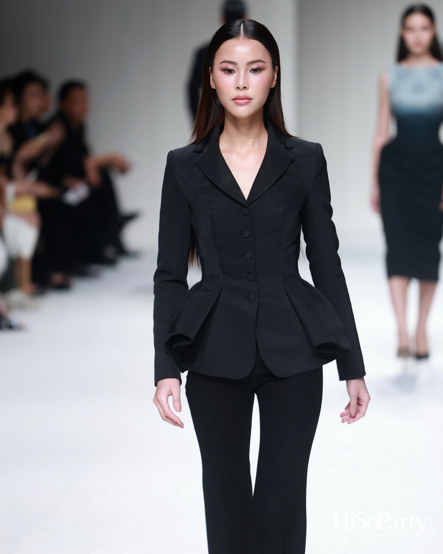 POEM ฉลองครบรอบ 20 ปีของแบรนด์ด้วยแฟชั่นโชว์ ‘POEM presented by MERZ AESTHETICS’ ภายในงาน BIFW2026