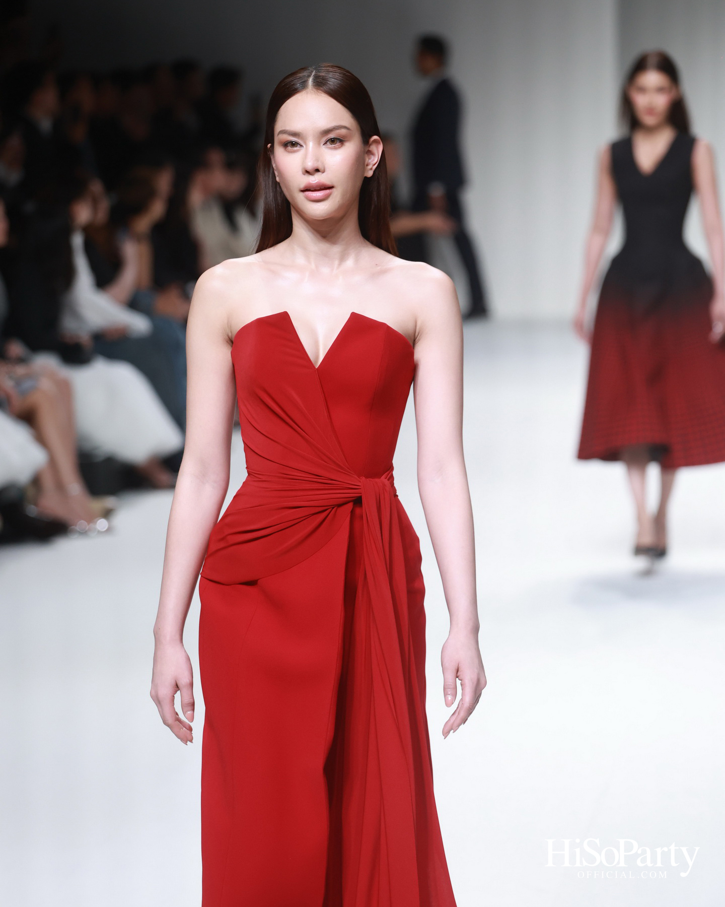 POEM ฉลองครบรอบ 20 ปีของแบรนด์ด้วยแฟชั่นโชว์ ‘POEM presented by MERZ AESTHETICS’ ภายในงาน BIFW2026