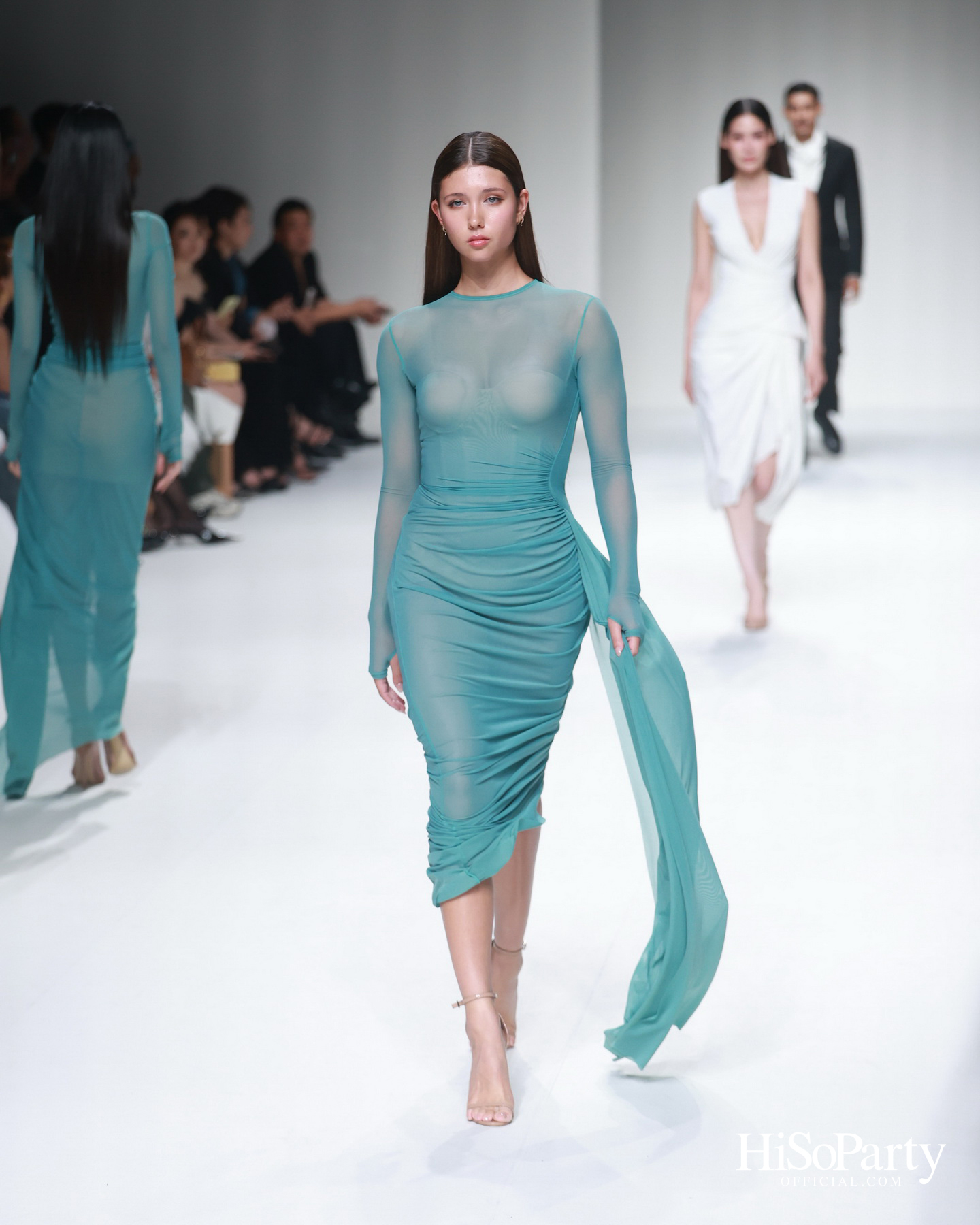 POEM ฉลองครบรอบ 20 ปีของแบรนด์ด้วยแฟชั่นโชว์ ‘POEM presented by MERZ AESTHETICS’ ภายในงาน BIFW2026
