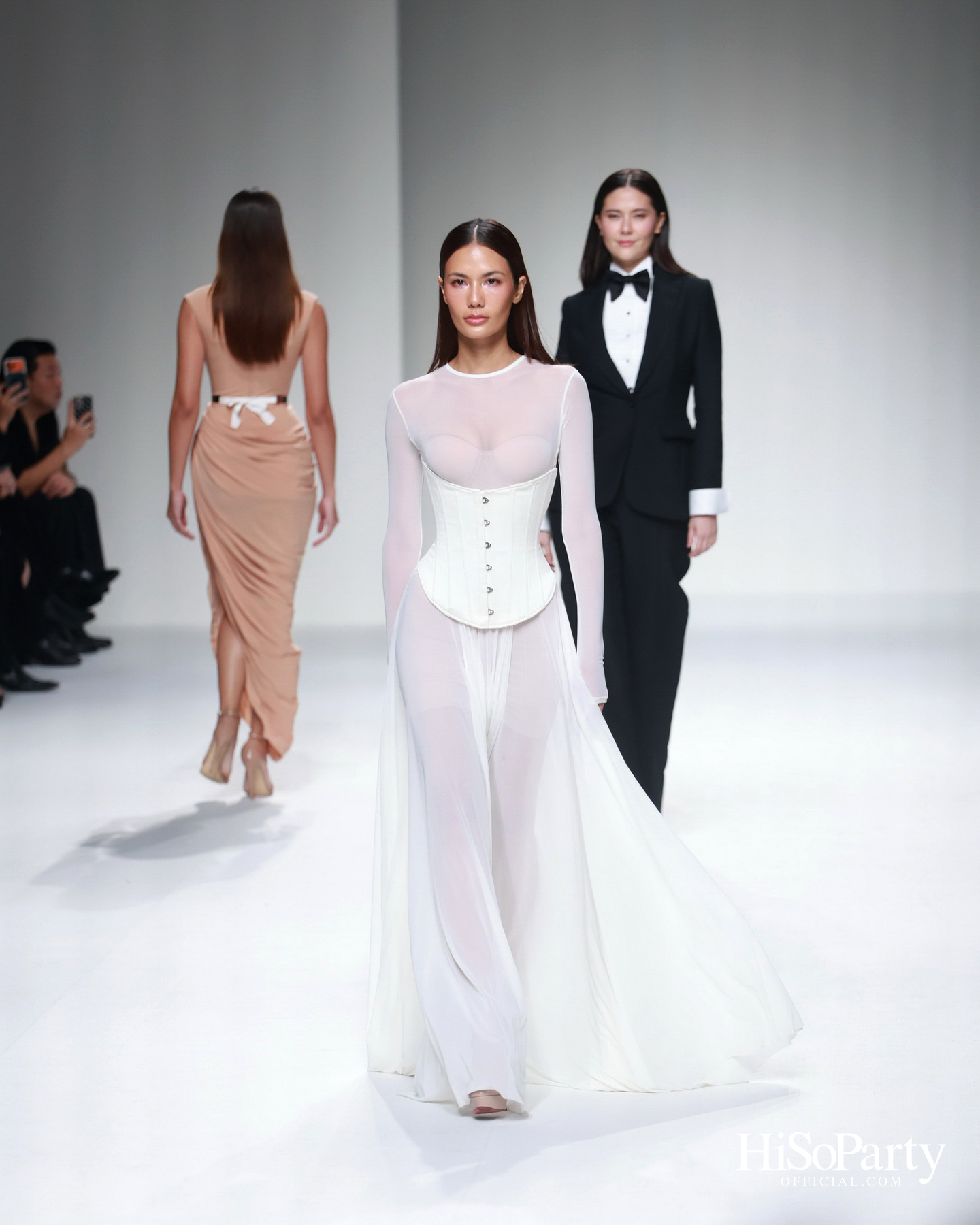 POEM ฉลองครบรอบ 20 ปีของแบรนด์ด้วยแฟชั่นโชว์ ‘POEM presented by MERZ AESTHETICS’ ภายในงาน BIFW2026