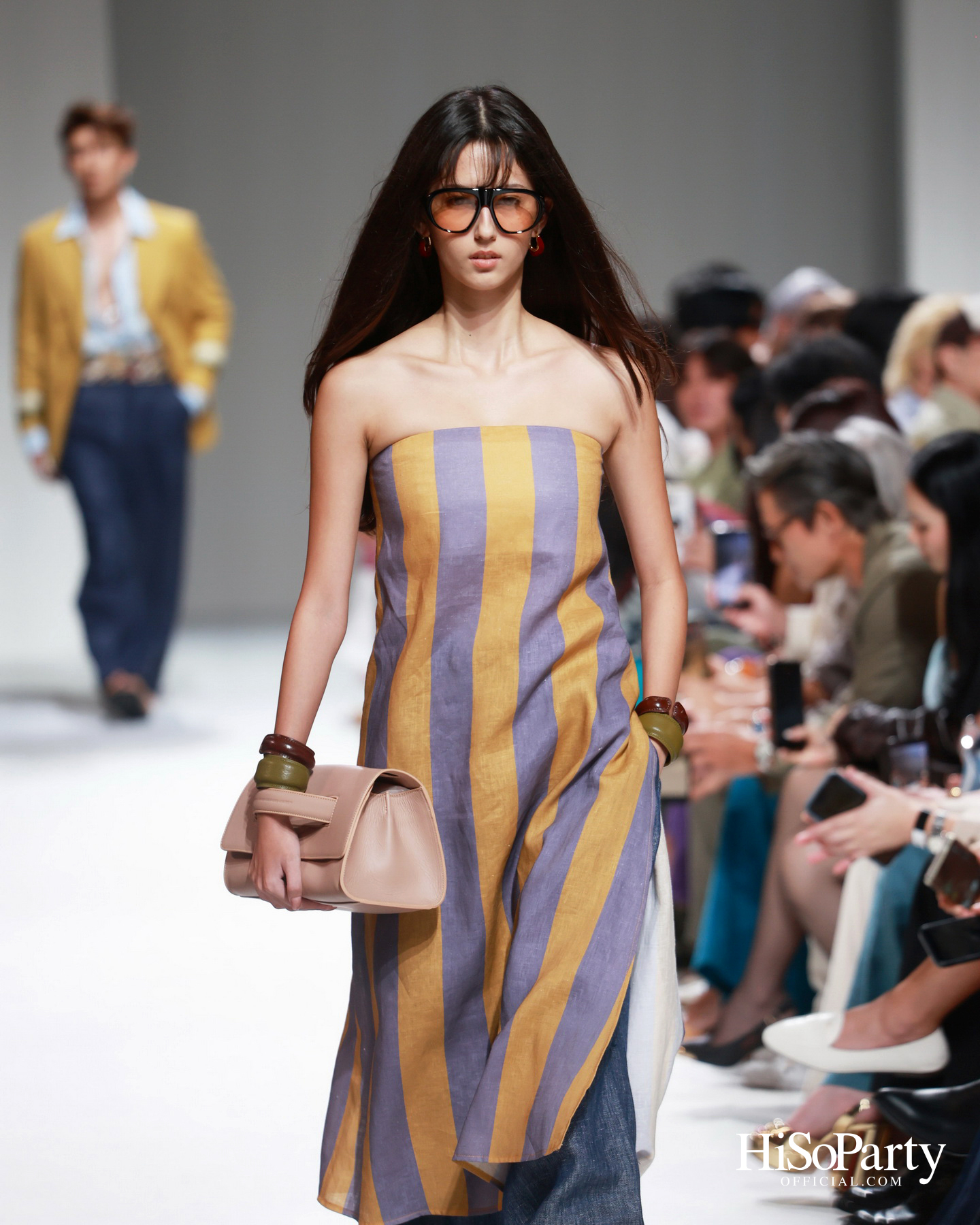 37°C Thirty-seven degrees Celsius นำเสนอคอลเลกชัน ‘LATITUDE 13.7° NORTH’ บนรันเวย์ BIFW2026