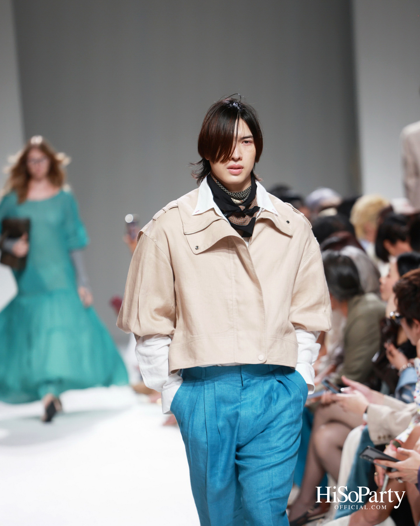 37°C Thirty-seven degrees Celsius นำเสนอคอลเลกชัน ‘LATITUDE 13.7° NORTH’ บนรันเวย์ BIFW2026