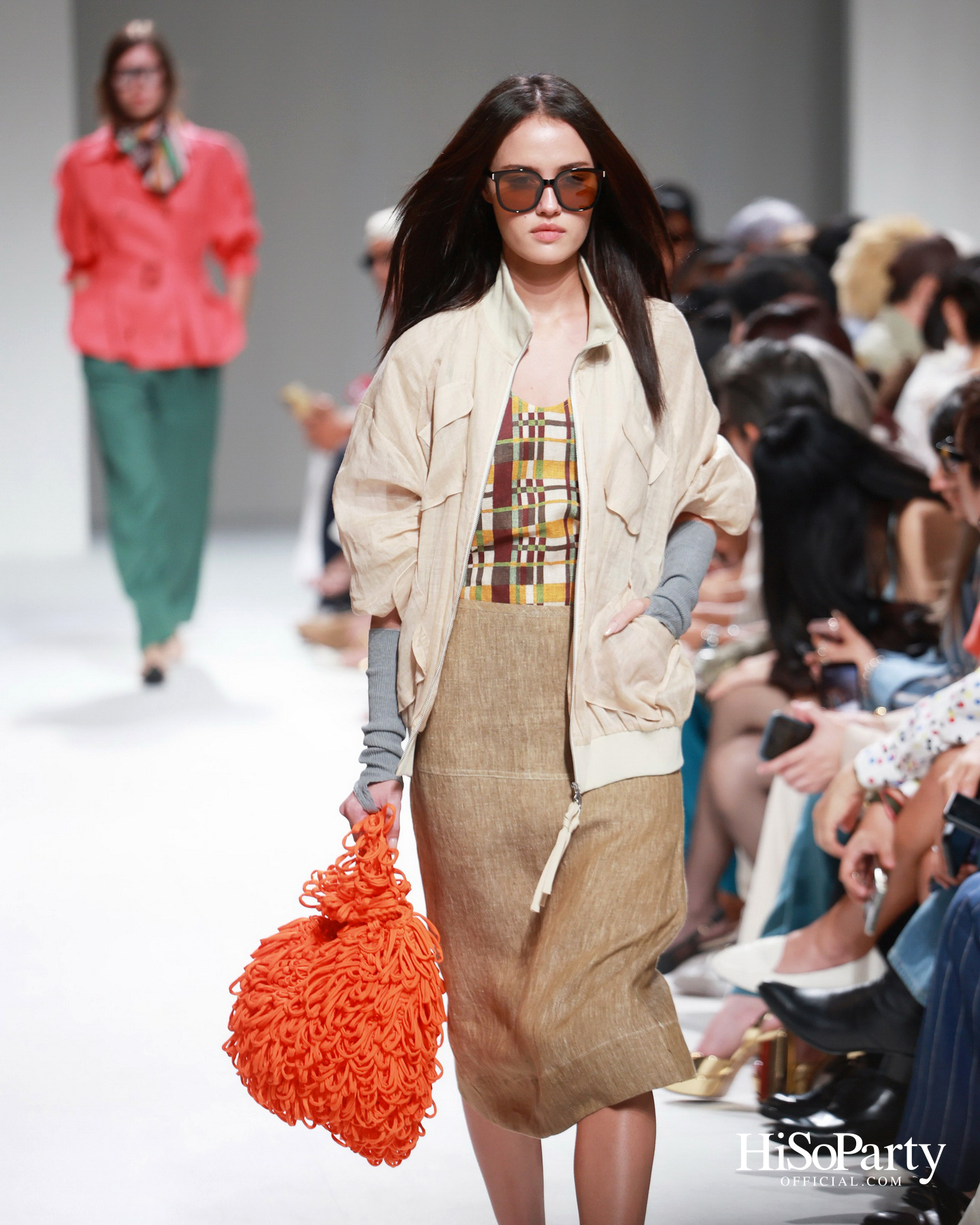 37°C Thirty-seven degrees Celsius นำเสนอคอลเลกชัน ‘LATITUDE 13.7° NORTH’ บนรันเวย์ BIFW2026