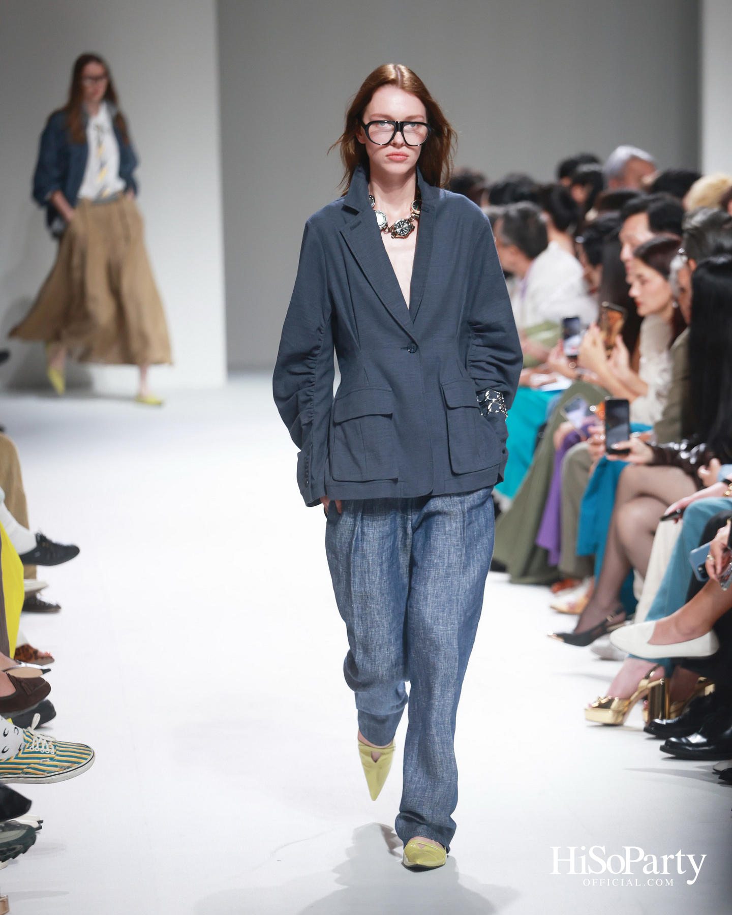 37°C Thirty-seven degrees Celsius นำเสนอคอลเลกชัน ‘LATITUDE 13.7° NORTH’ บนรันเวย์ BIFW2026