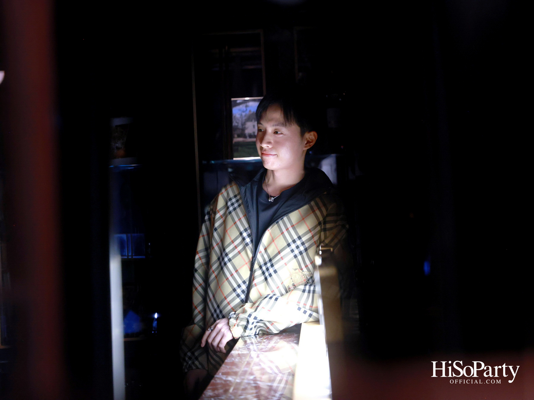 BURBERRY WINTER 26 — AN EVENING AFTER DARK ค่ำคืนพิเศษที่ผสานแฟชั่นและเสียงดนตรี ณ Lennon’s, Rosewood Bangkok