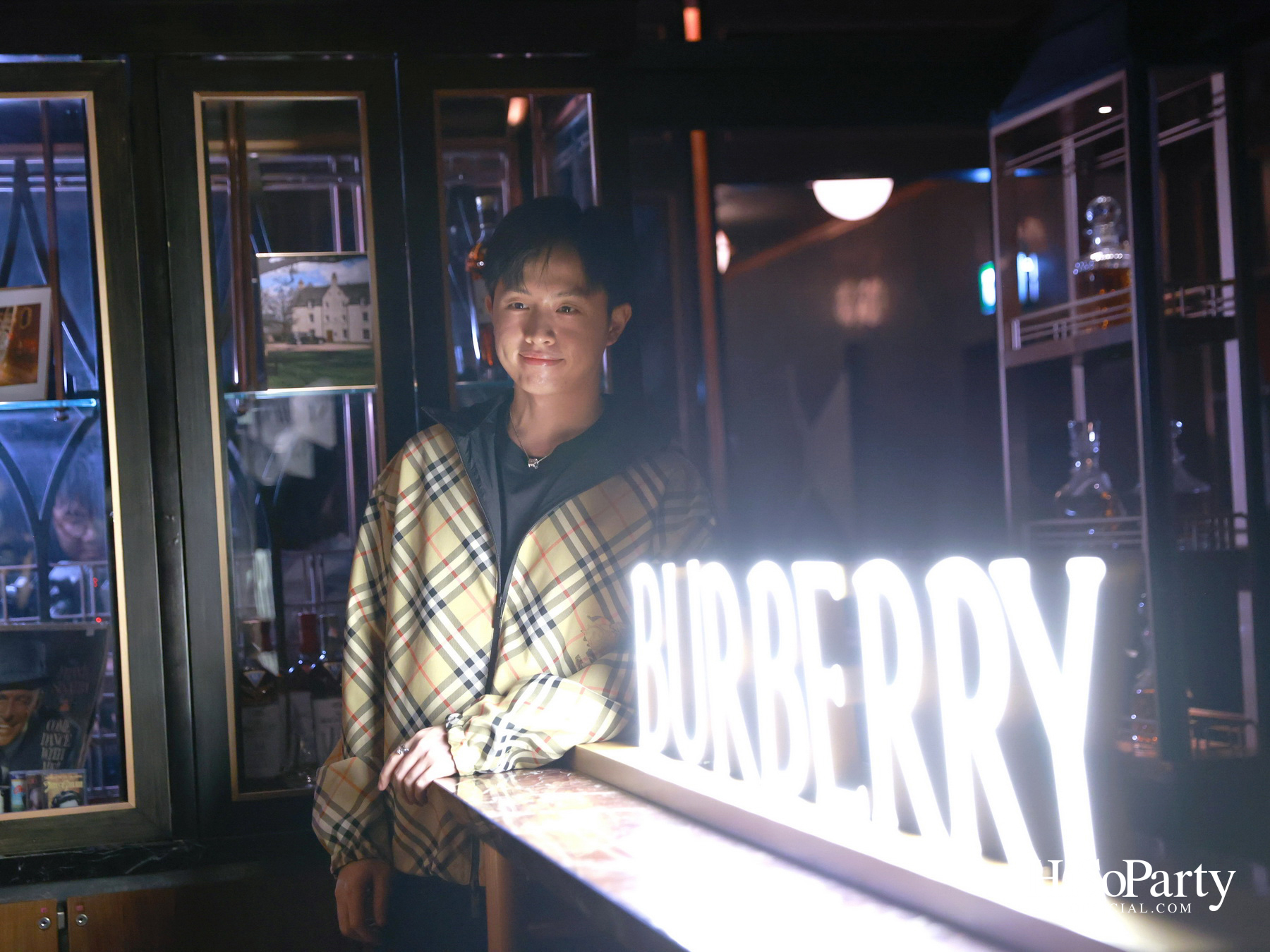 BURBERRY WINTER 26 — AN EVENING AFTER DARK ค่ำคืนพิเศษที่ผสานแฟชั่นและเสียงดนตรี ณ Lennon’s, Rosewood Bangkok