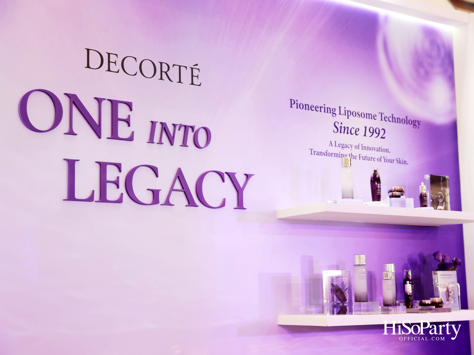 DECORTÉ เปิดตัว แอฟ–ทักษอร ในฐานะ Brand Friend ของ Liposome Advanced Repair Serum ภายใต้แนวคิด ‘One Into Legacy’