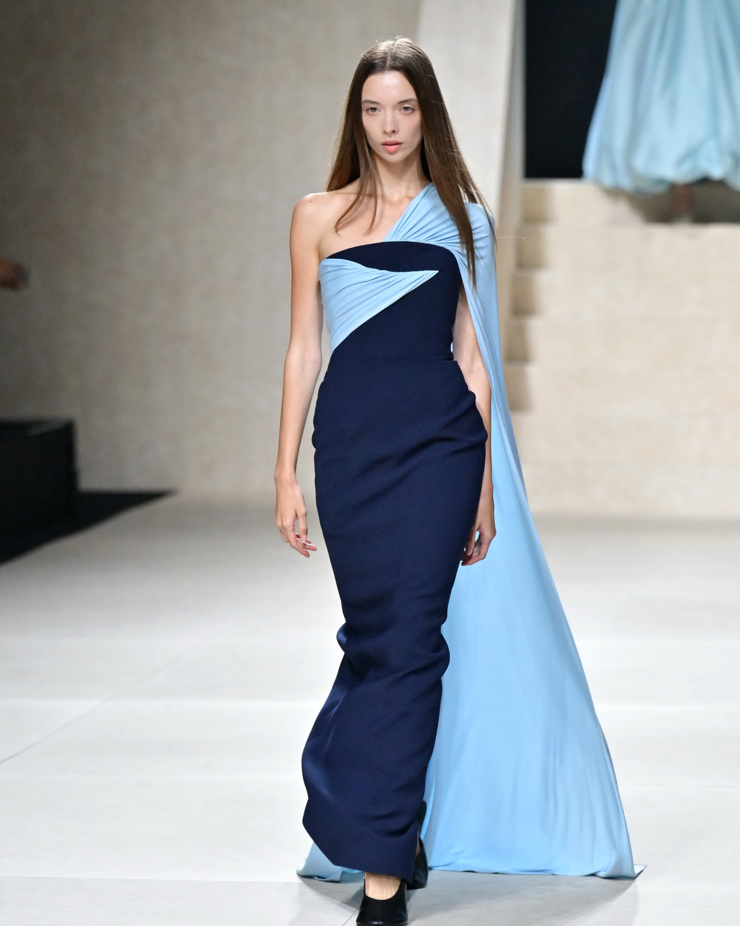 Asava ต้อนรับ Law Roach สไตลิสต์ระดับโลก ร่วมชมแฟชั่นโชว์ ‘A Life In Between’ ในงาน ELLE Fashion Week 2026