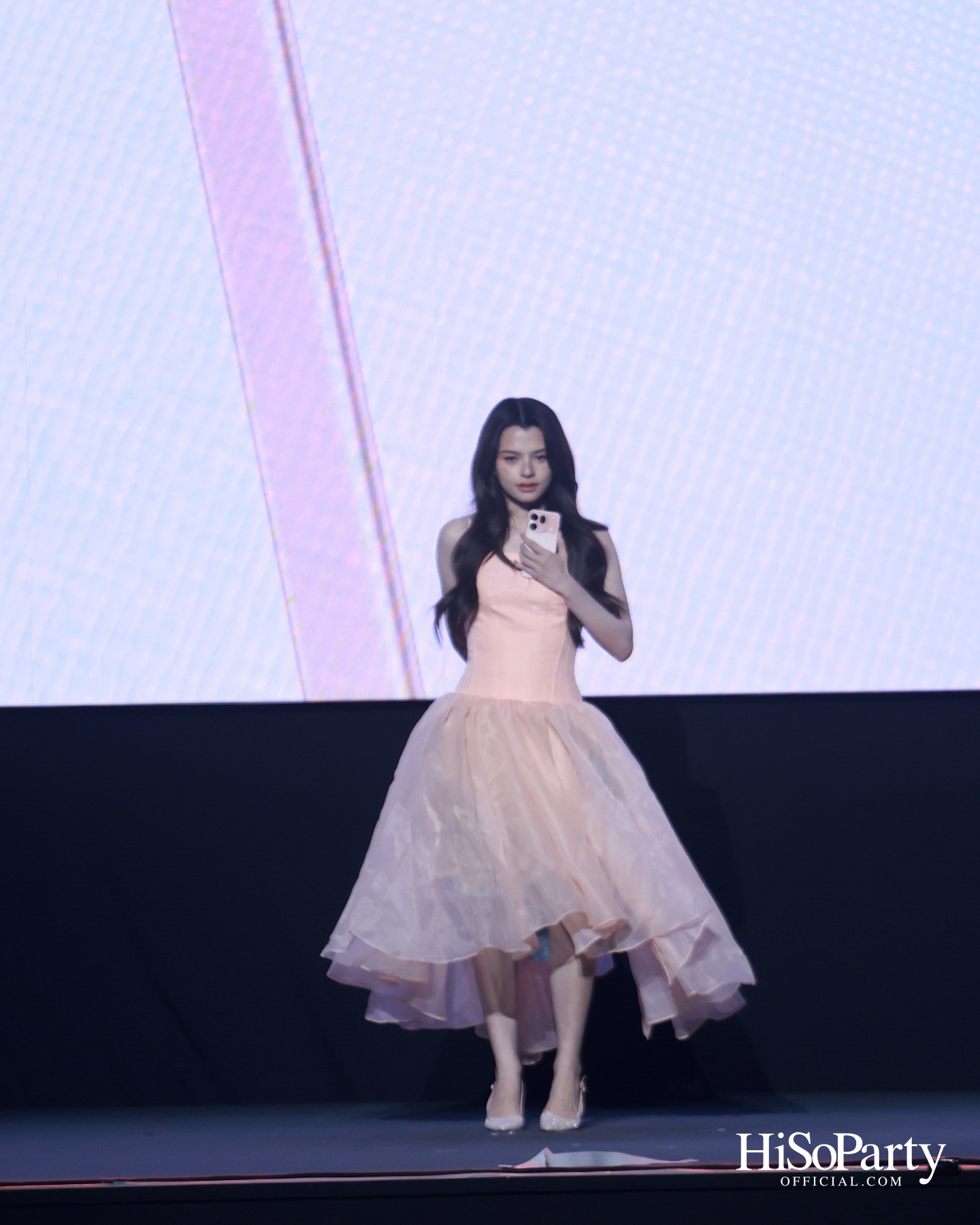 OPPO เปิดตัว ‘Find X10 Series’ พร้อม 4 OPPO Finder ต่อ–พีพี–เบ็คกี้–ปัน ร่วมสร้างสีสันในงานเปิดตัวสุดพิเศษ